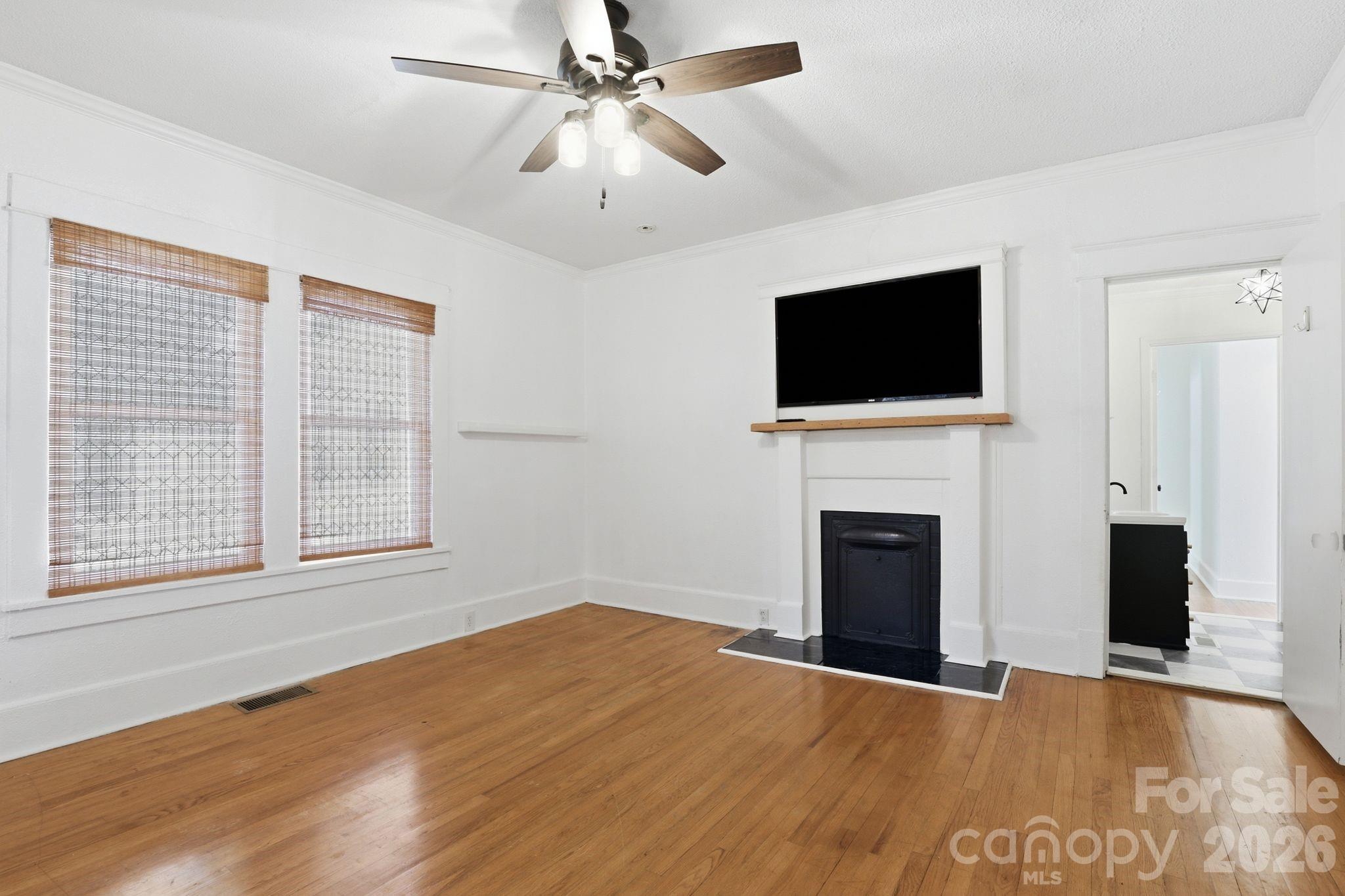 200 Feimster Street Property Photo 14