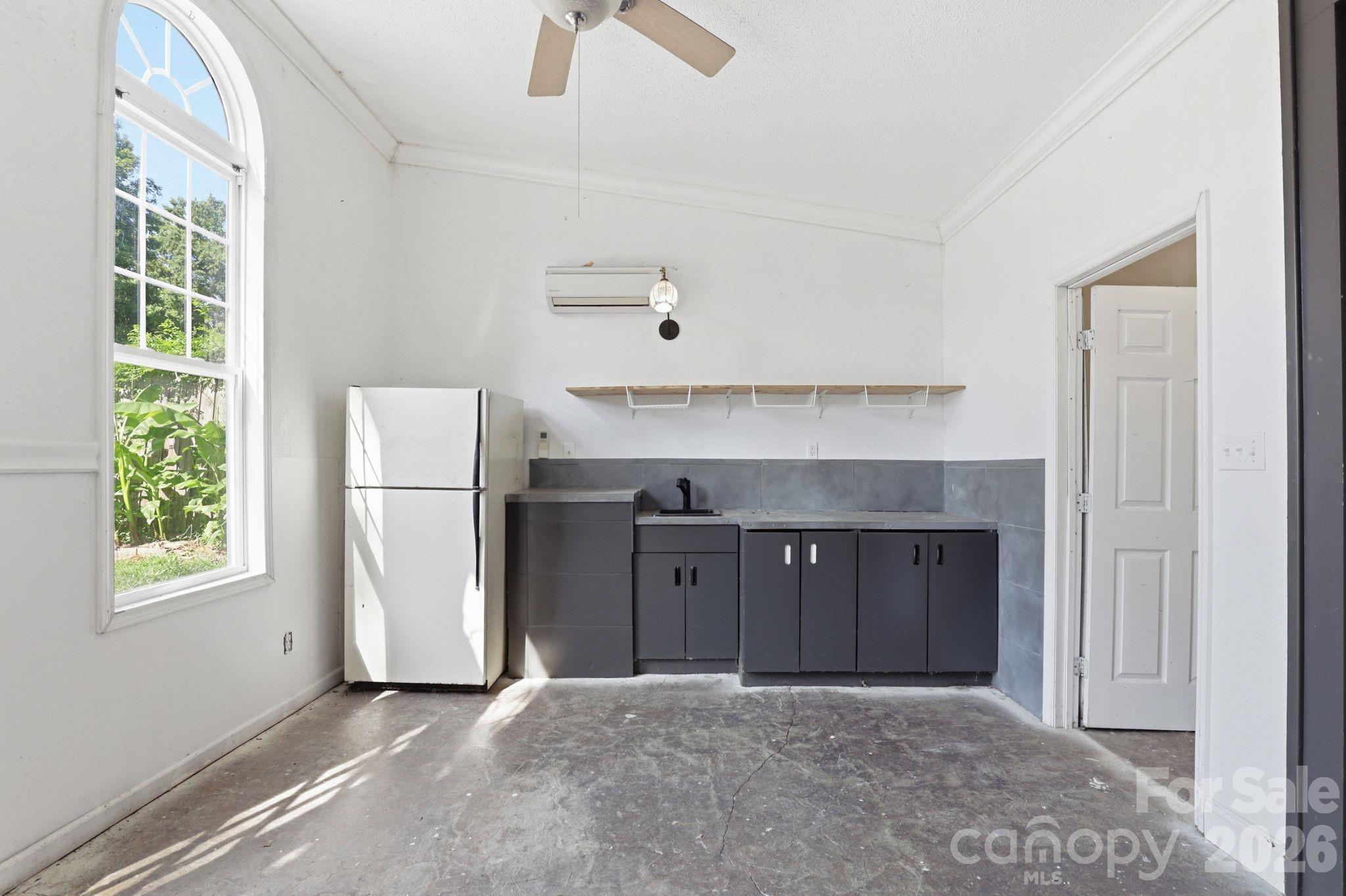 200 Feimster Street Property Photo 33