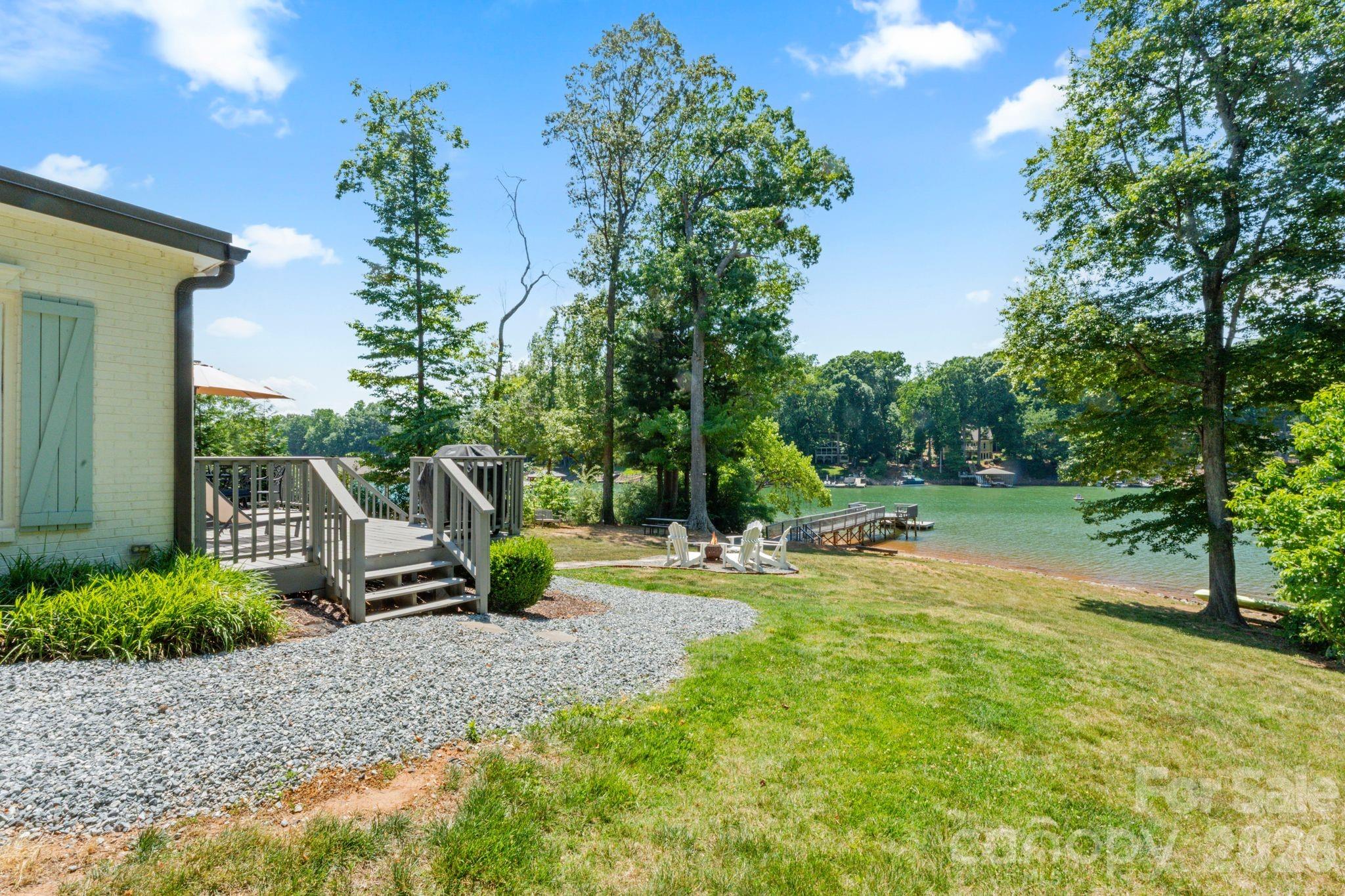 383 Sundown Road Property Photo 6