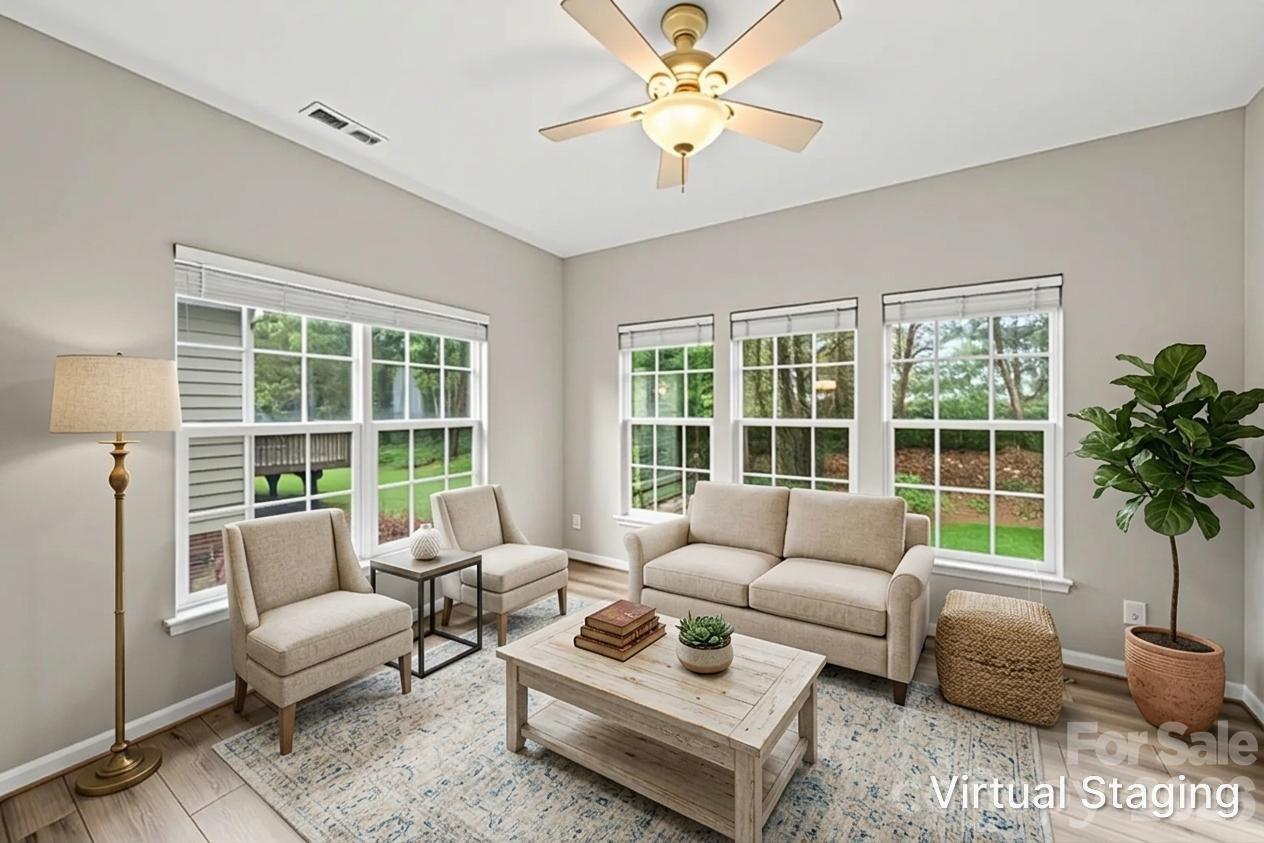 412 Amersham Lane Property Photo 4