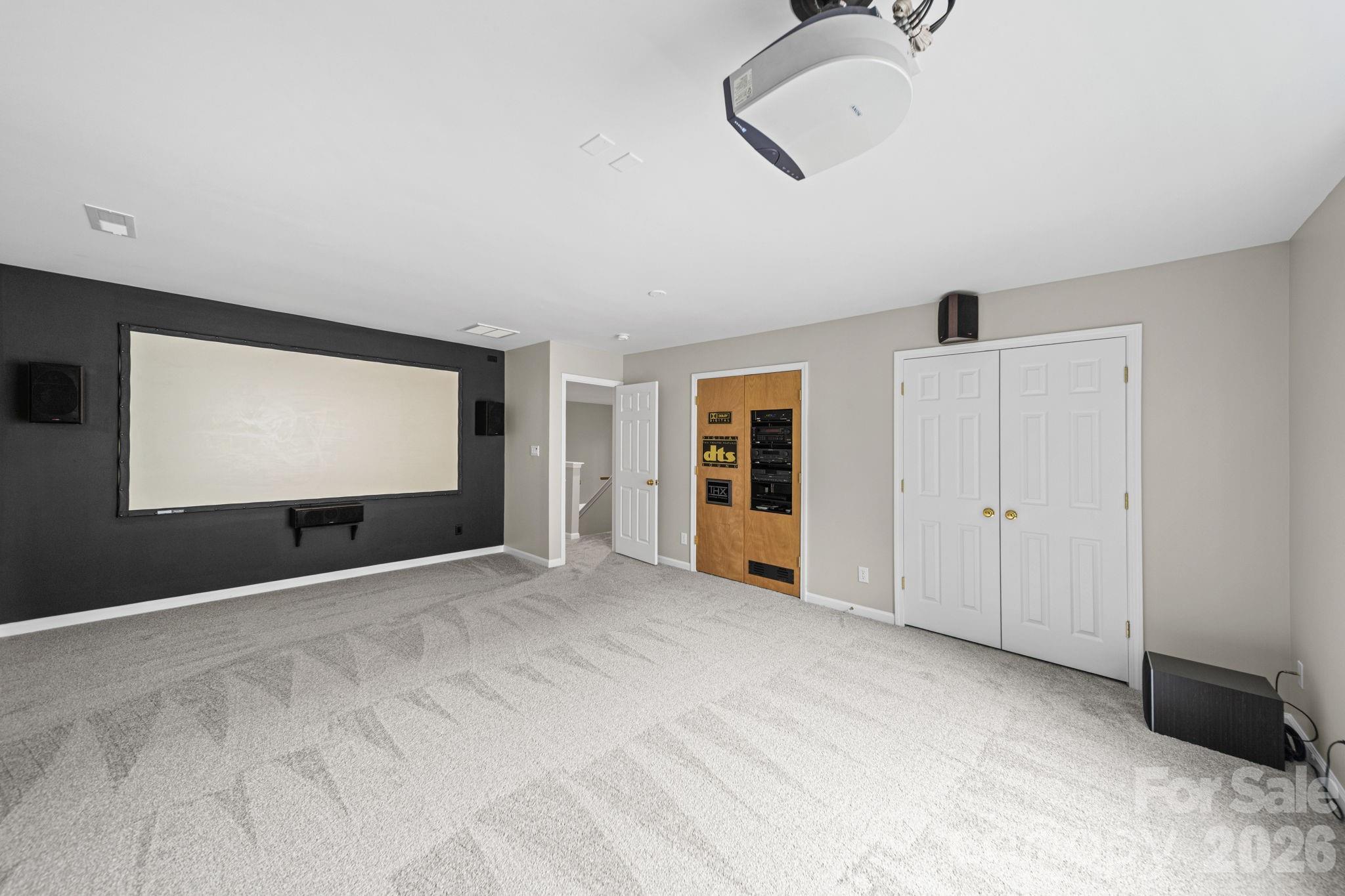 412 Amersham Lane Property Photo 24