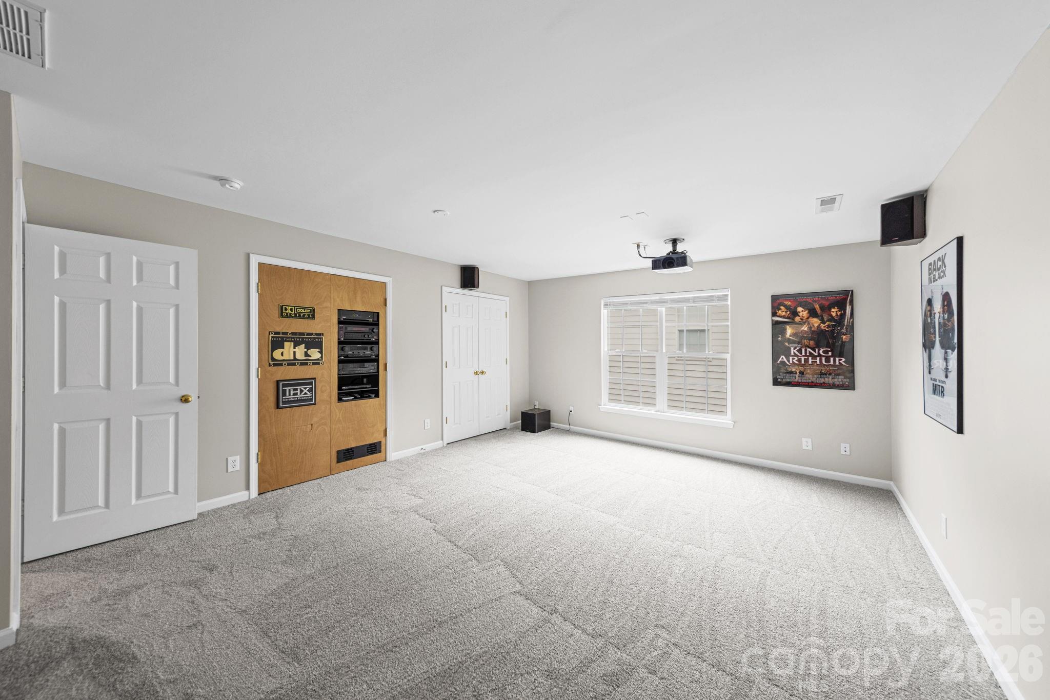 412 Amersham Lane Property Photo 25