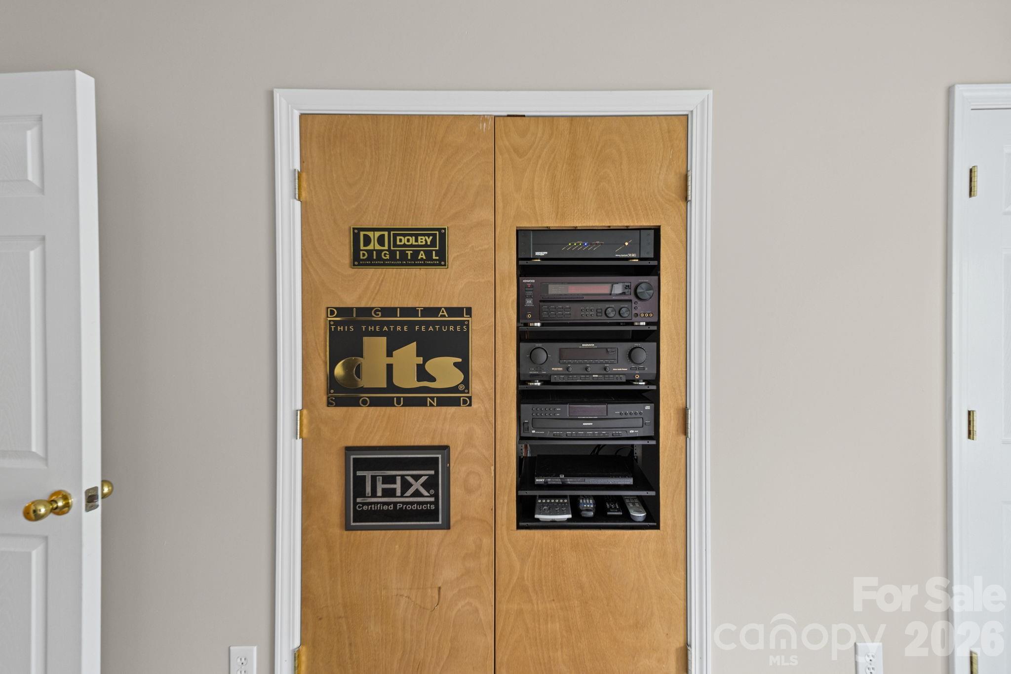 412 Amersham Lane Property Photo 26