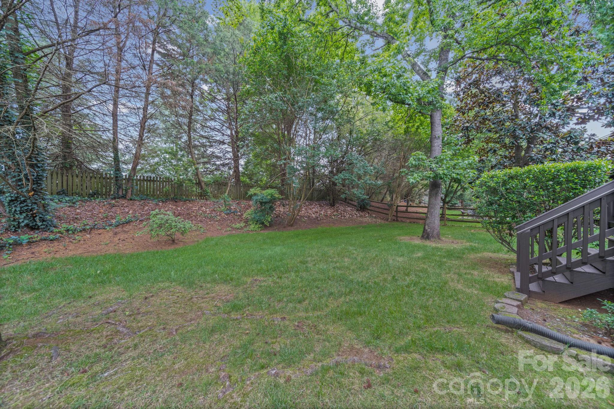 412 Amersham Lane Property Photo 36