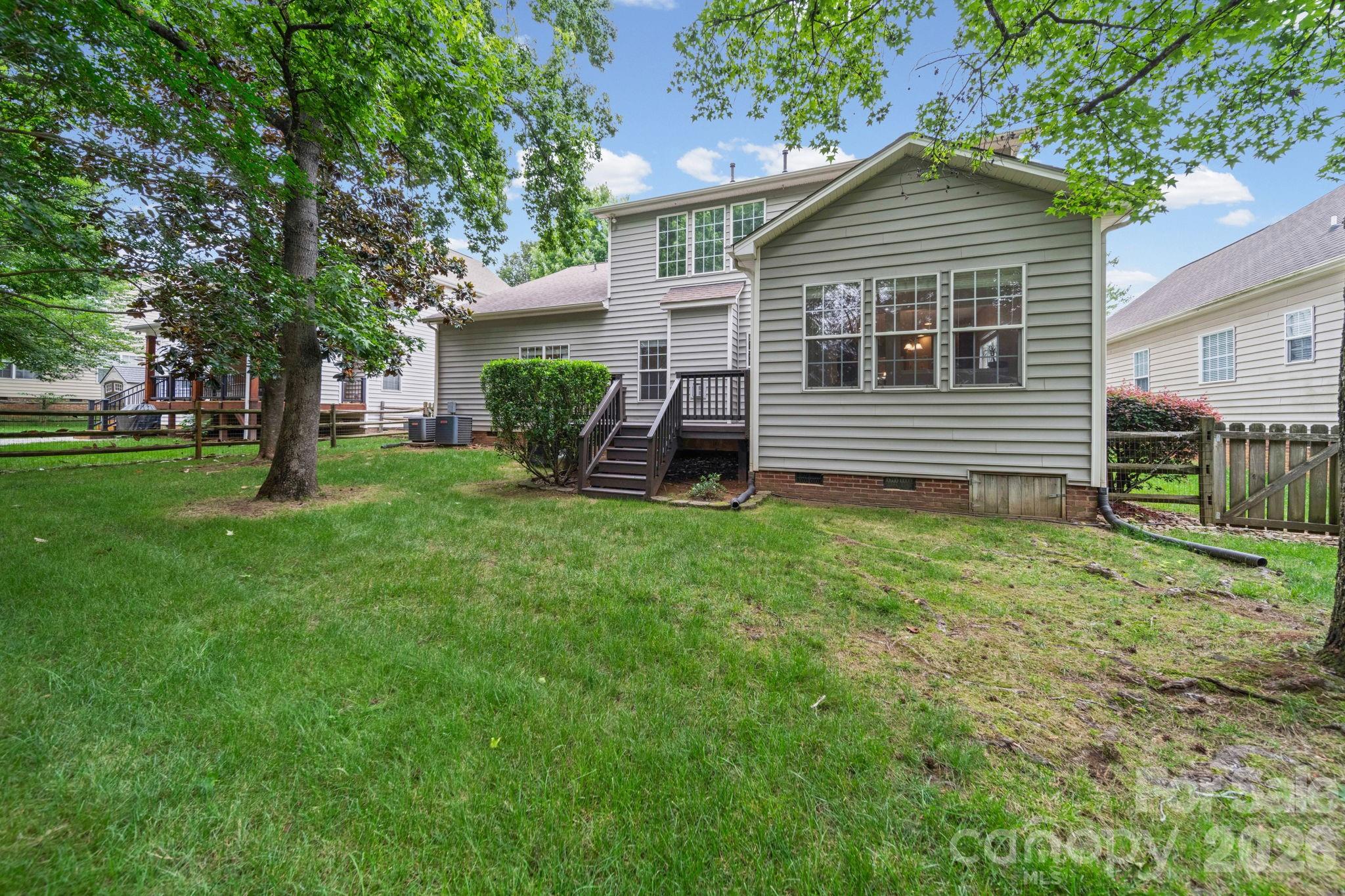 412 Amersham Lane Property Photo 39