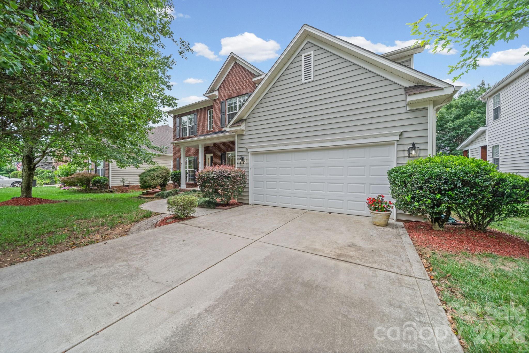 412 Amersham Lane Property Photo 42