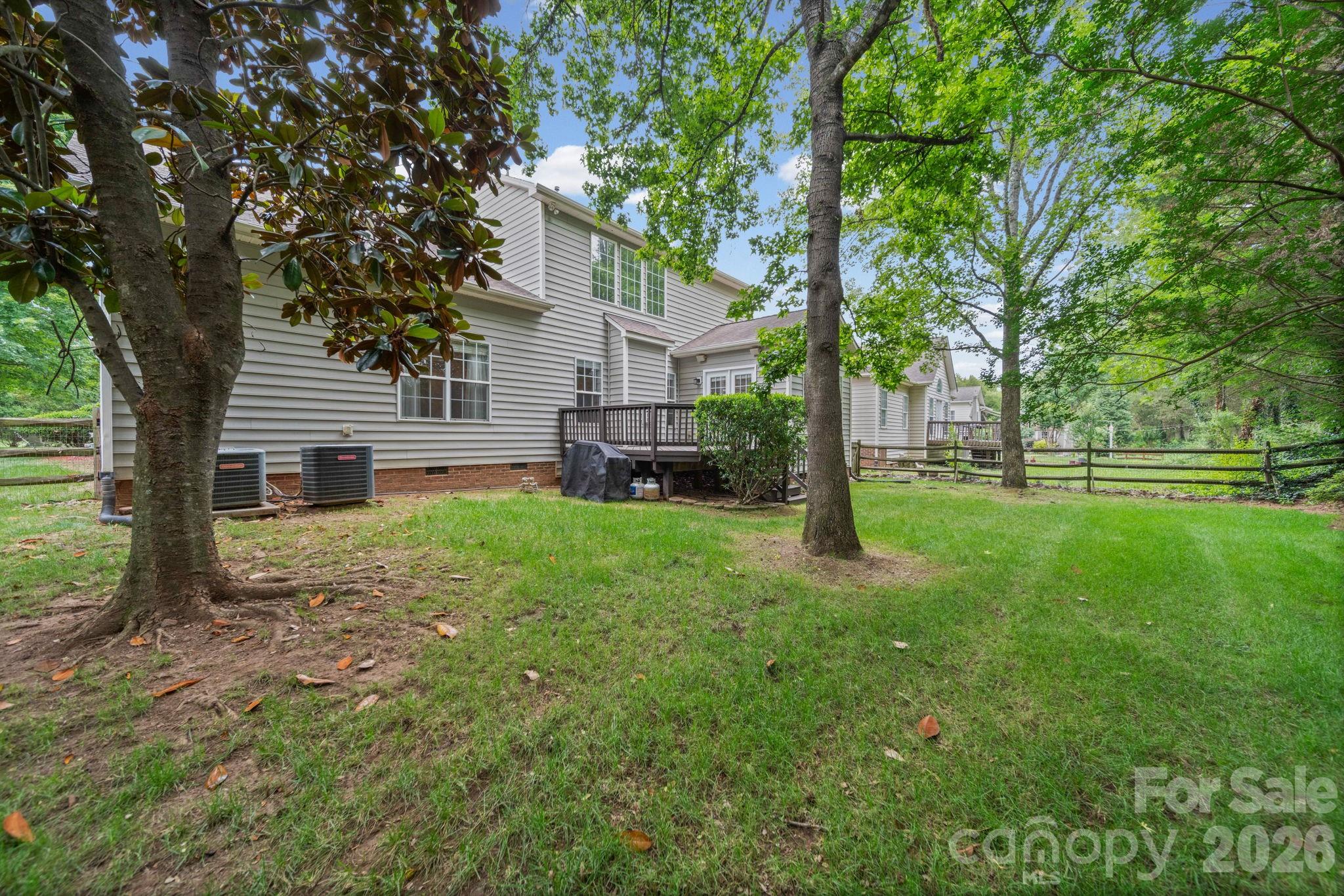 412 Amersham Lane Property Photo 43