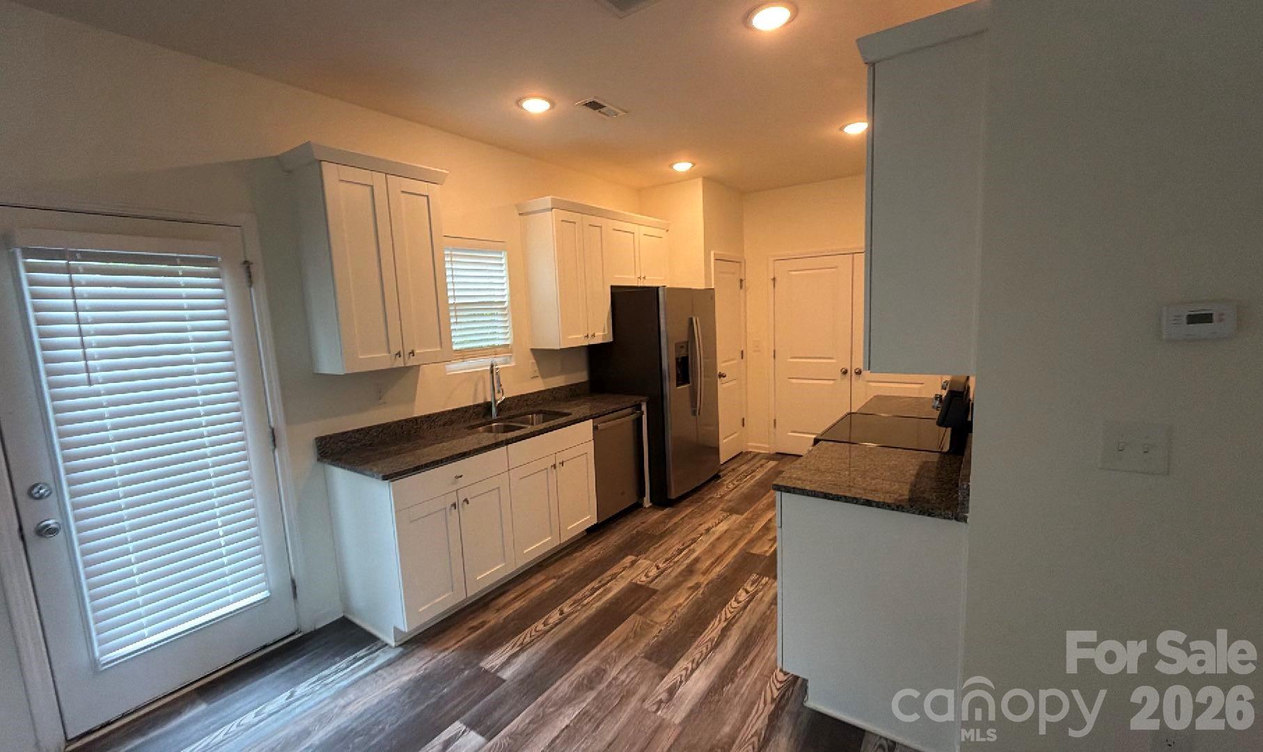 804 Jost Street Property Photo 6