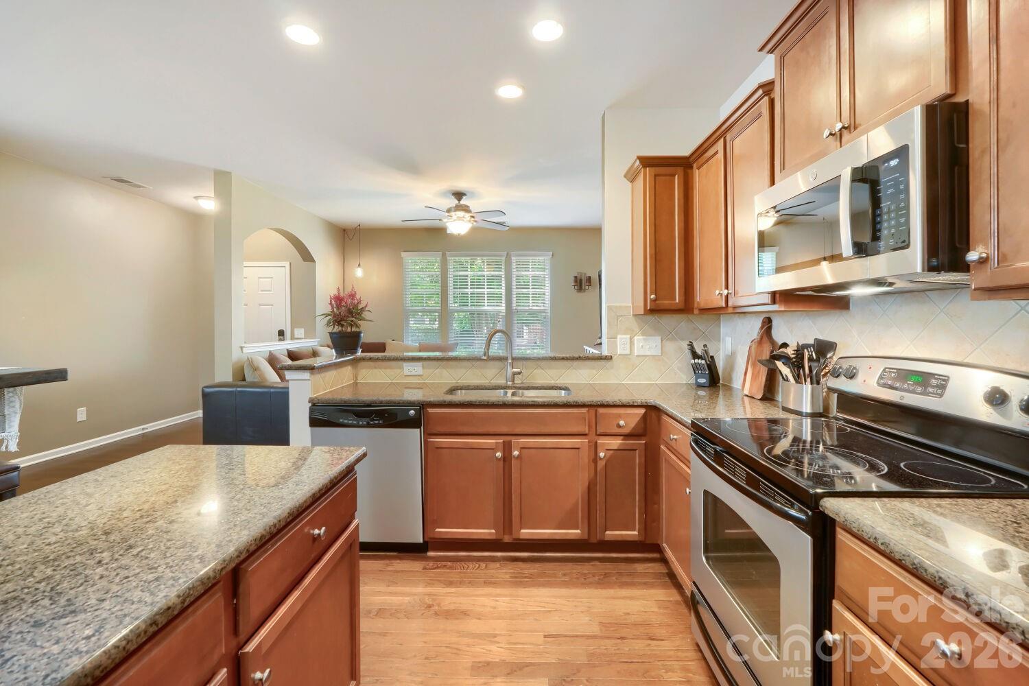 13742 Bonnerby Court Property Photo 6