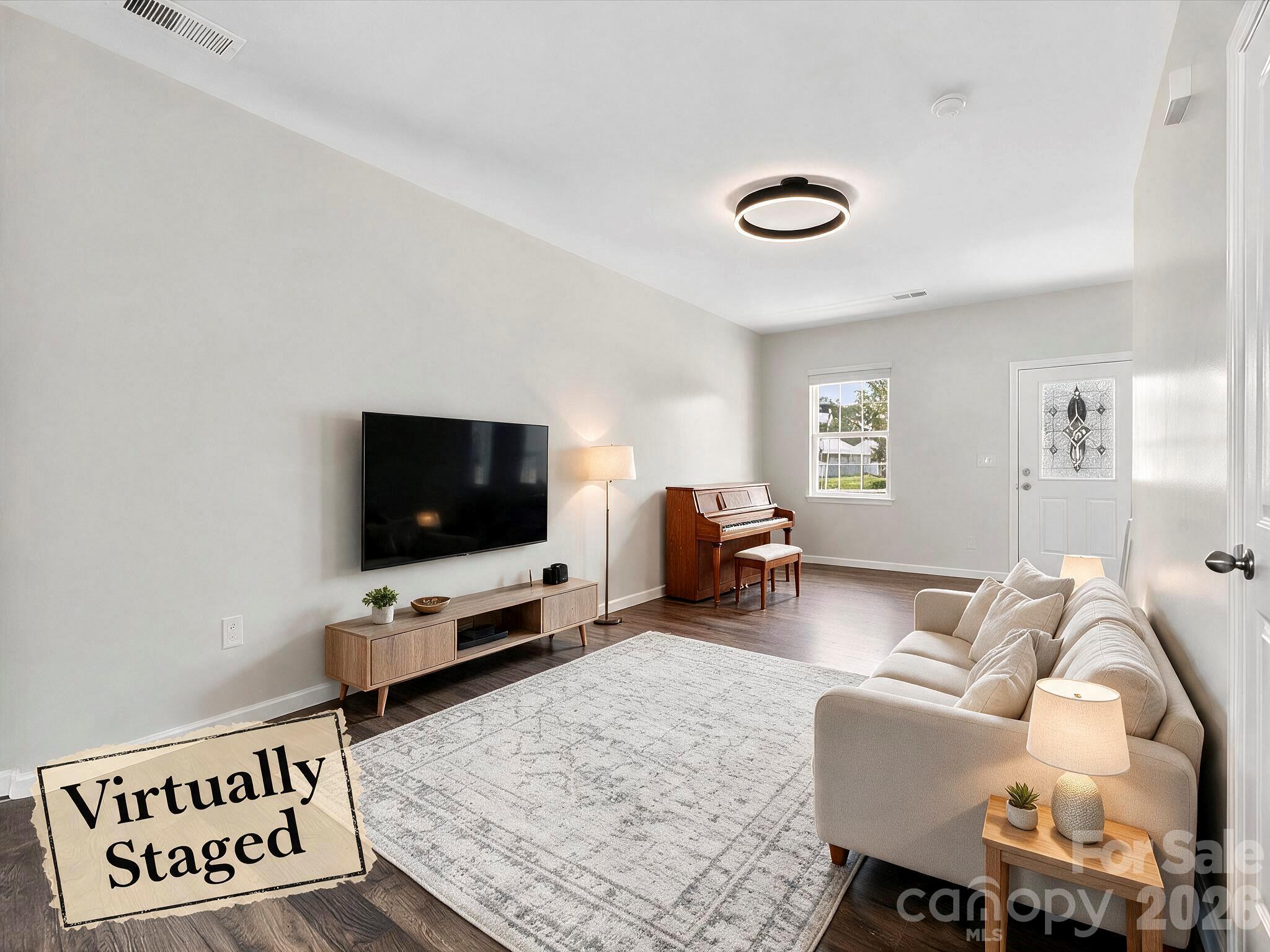 157 Kingsway Drive Property Photo 9