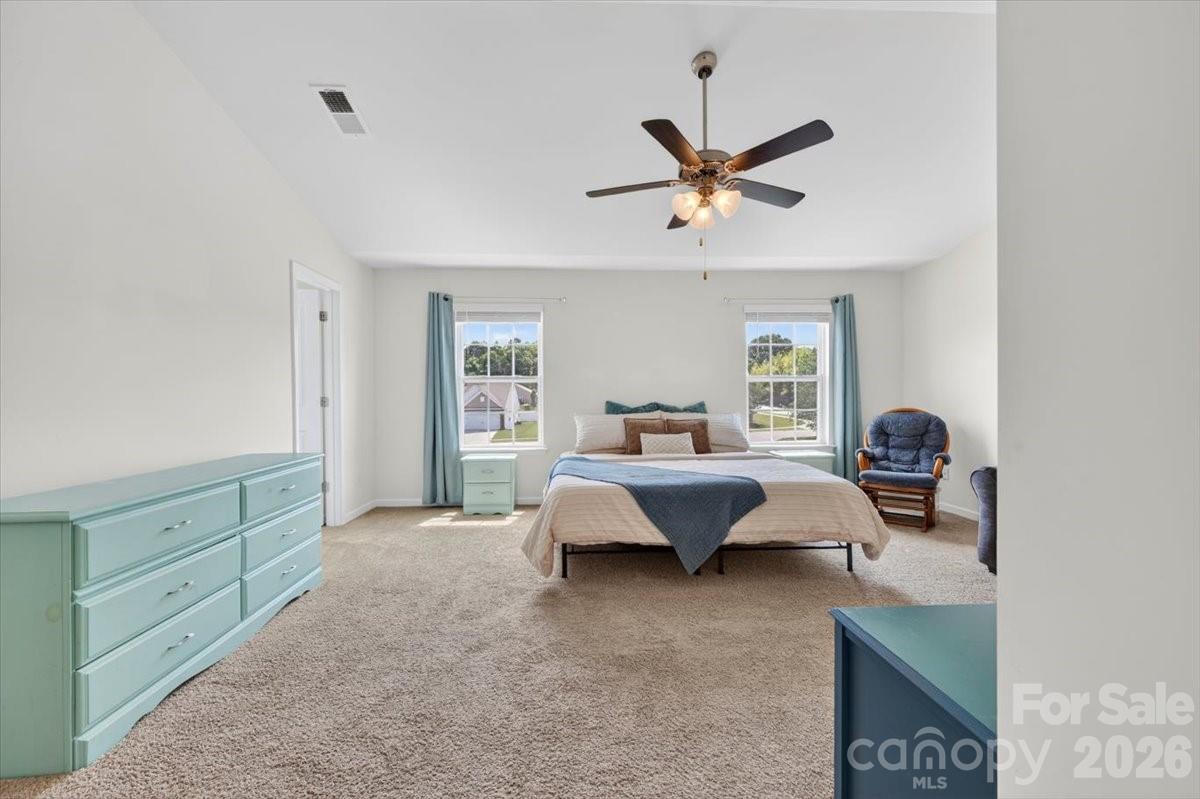 157 Kingsway Drive Property Photo 26