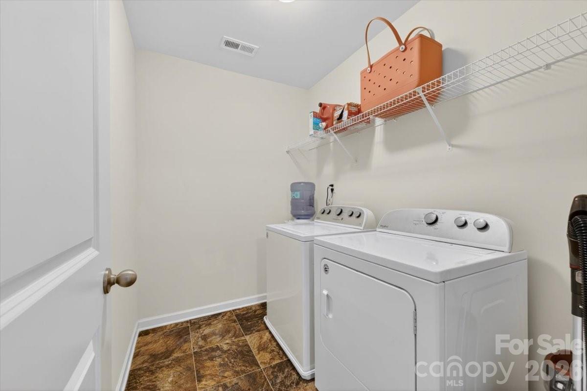 157 Kingsway Drive Property Photo 38