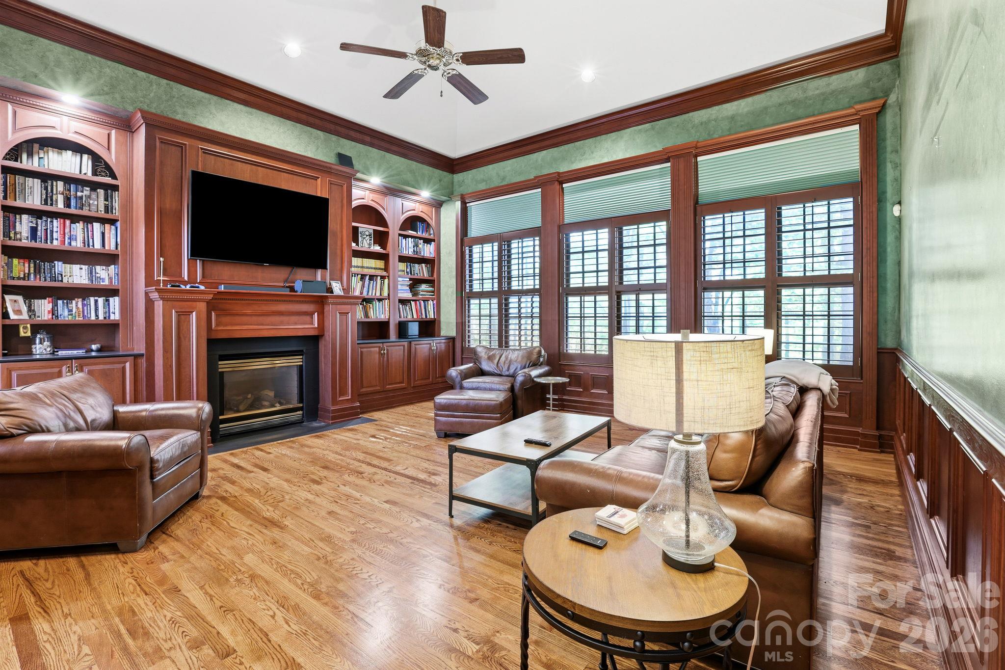 117 Founders Drive Property Photo 12