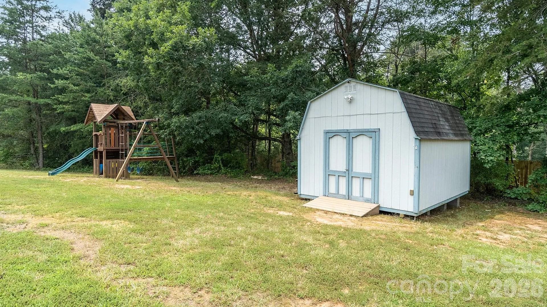 4220 Mount Beulah Road Property Photo 10