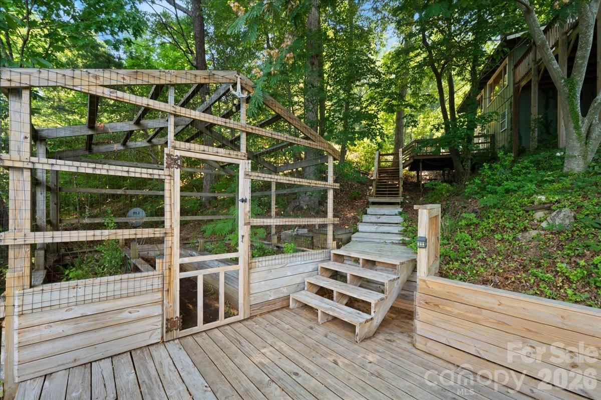 263 Lakewood Circle Property Photo 11