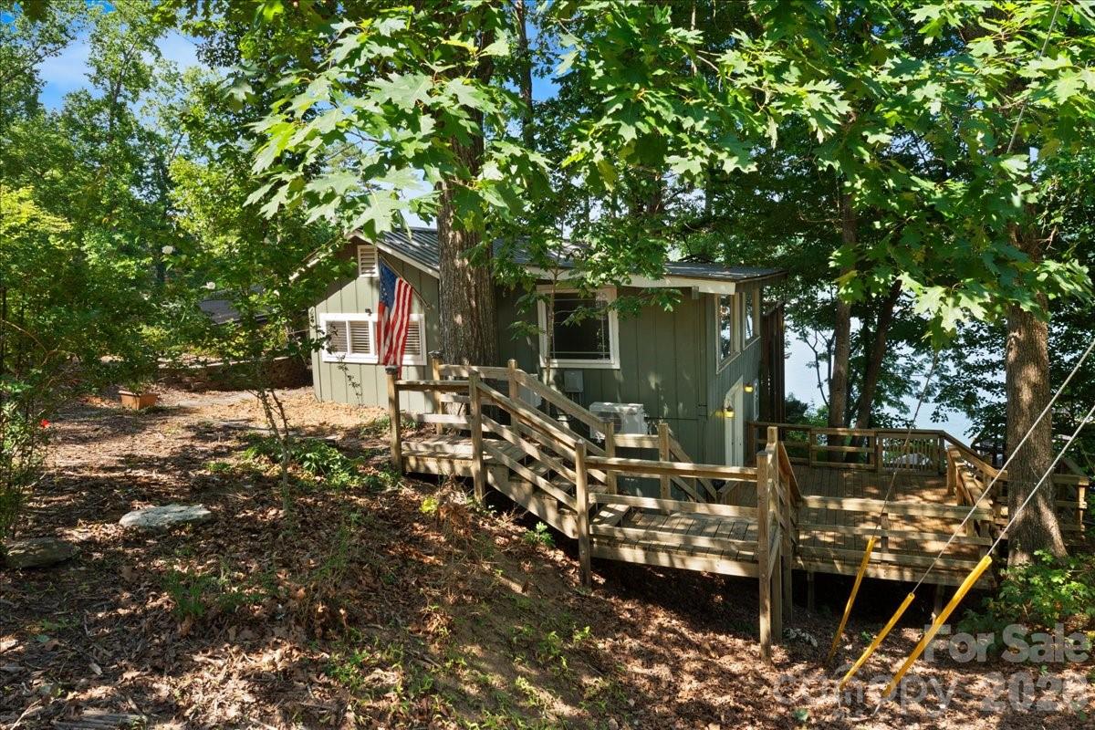 263 Lakewood Circle Property Photo 14