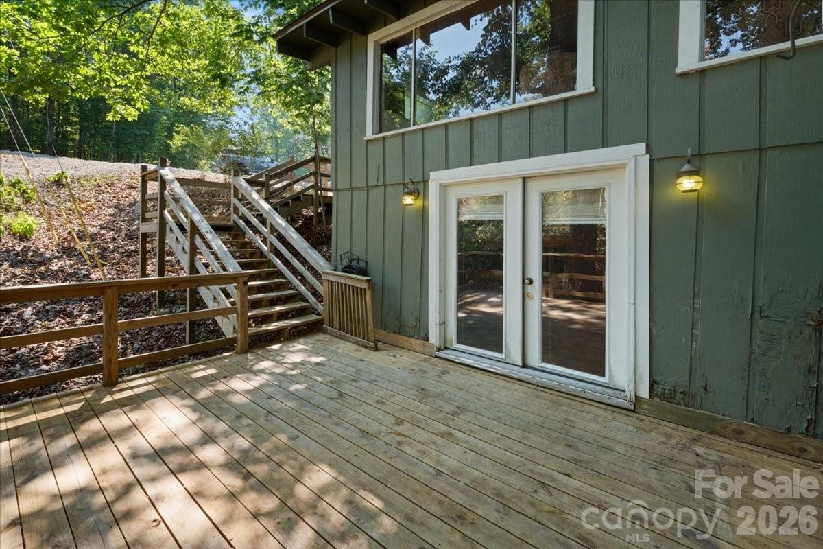 263 Lakewood Circle Property Photo 18