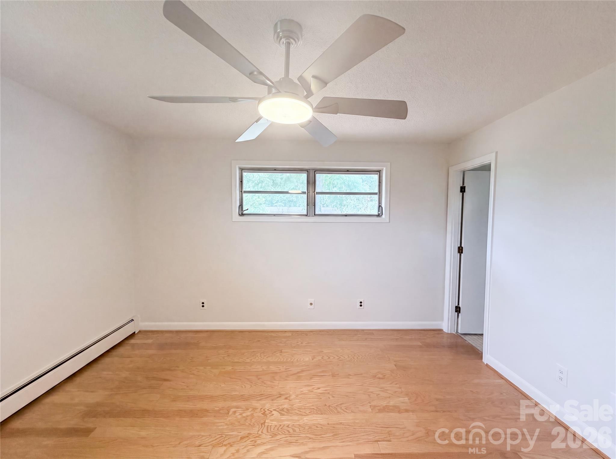 1580 W Cloaninger Avenue Property Photo 9