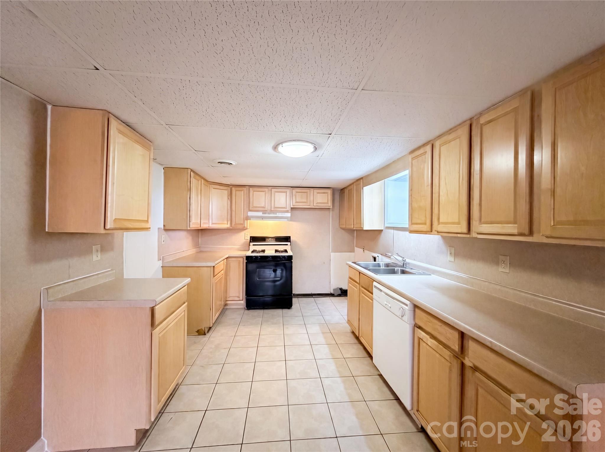 1580 W Cloaninger Avenue Property Photo 18