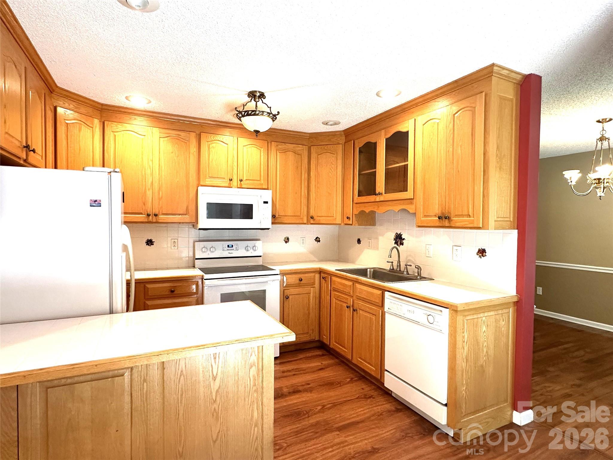 1724 Wellington Avenue Property Photo 7