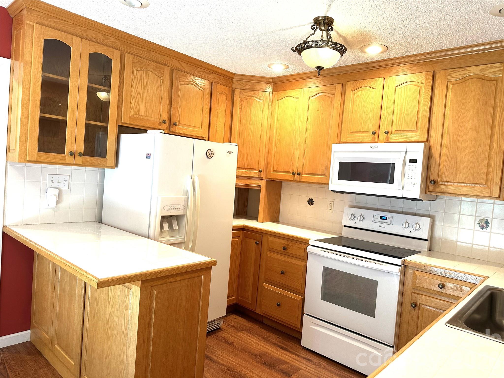 1724 Wellington Avenue Property Photo 9