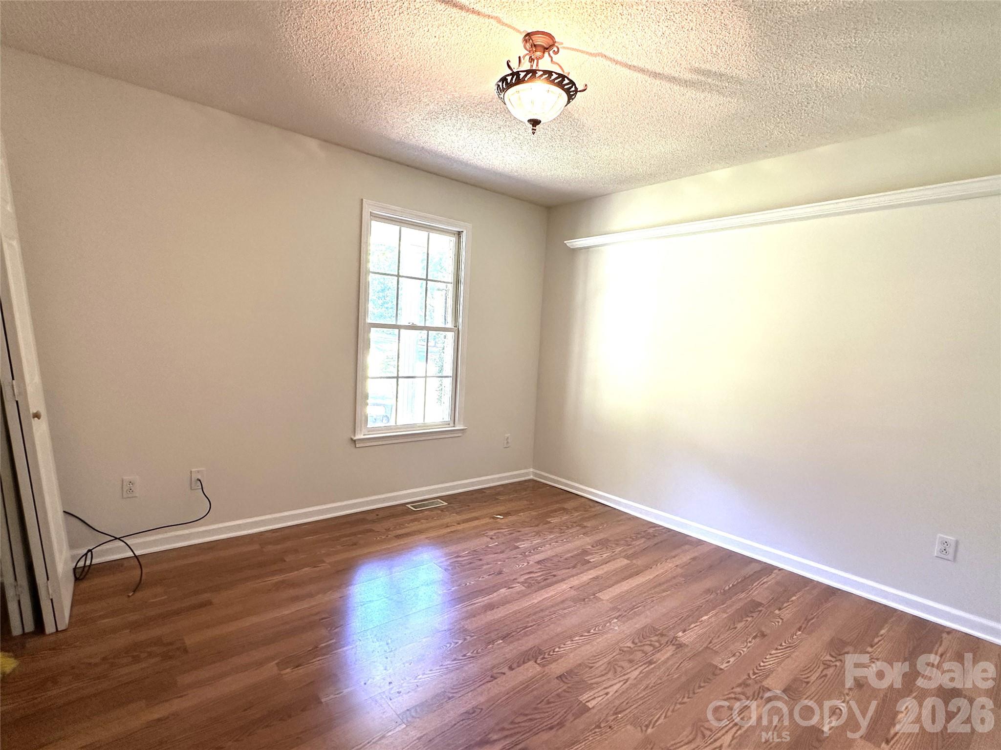 1724 Wellington Avenue Property Photo 26