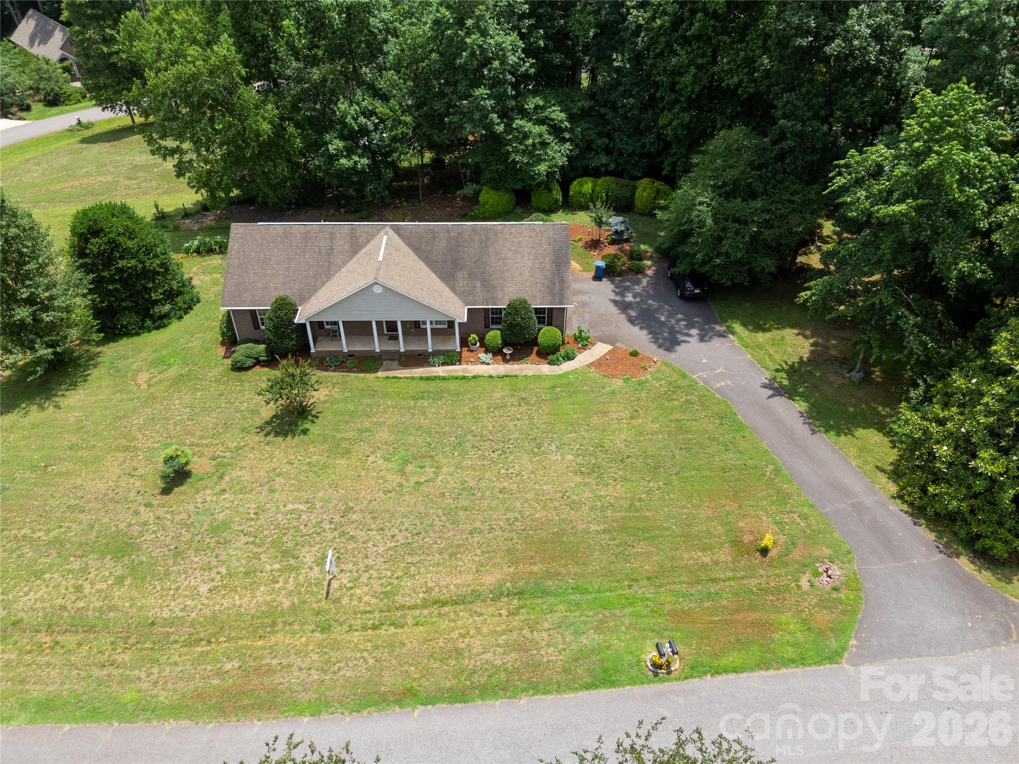 1724 Wellington Avenue Property Photo 33