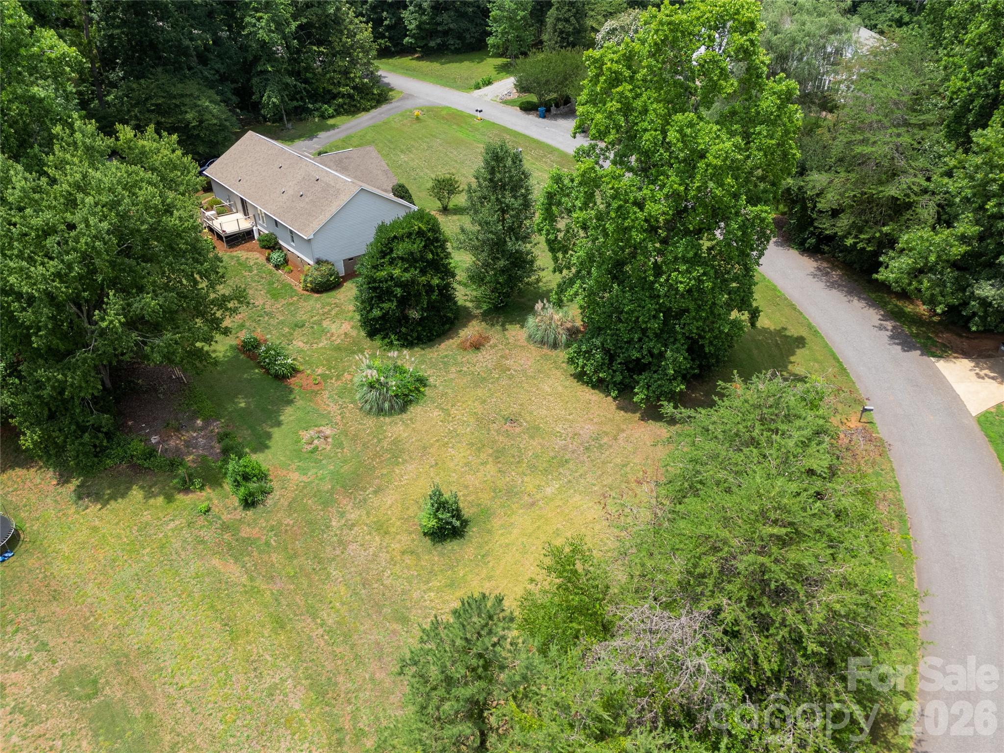 1724 Wellington Avenue Property Photo 38