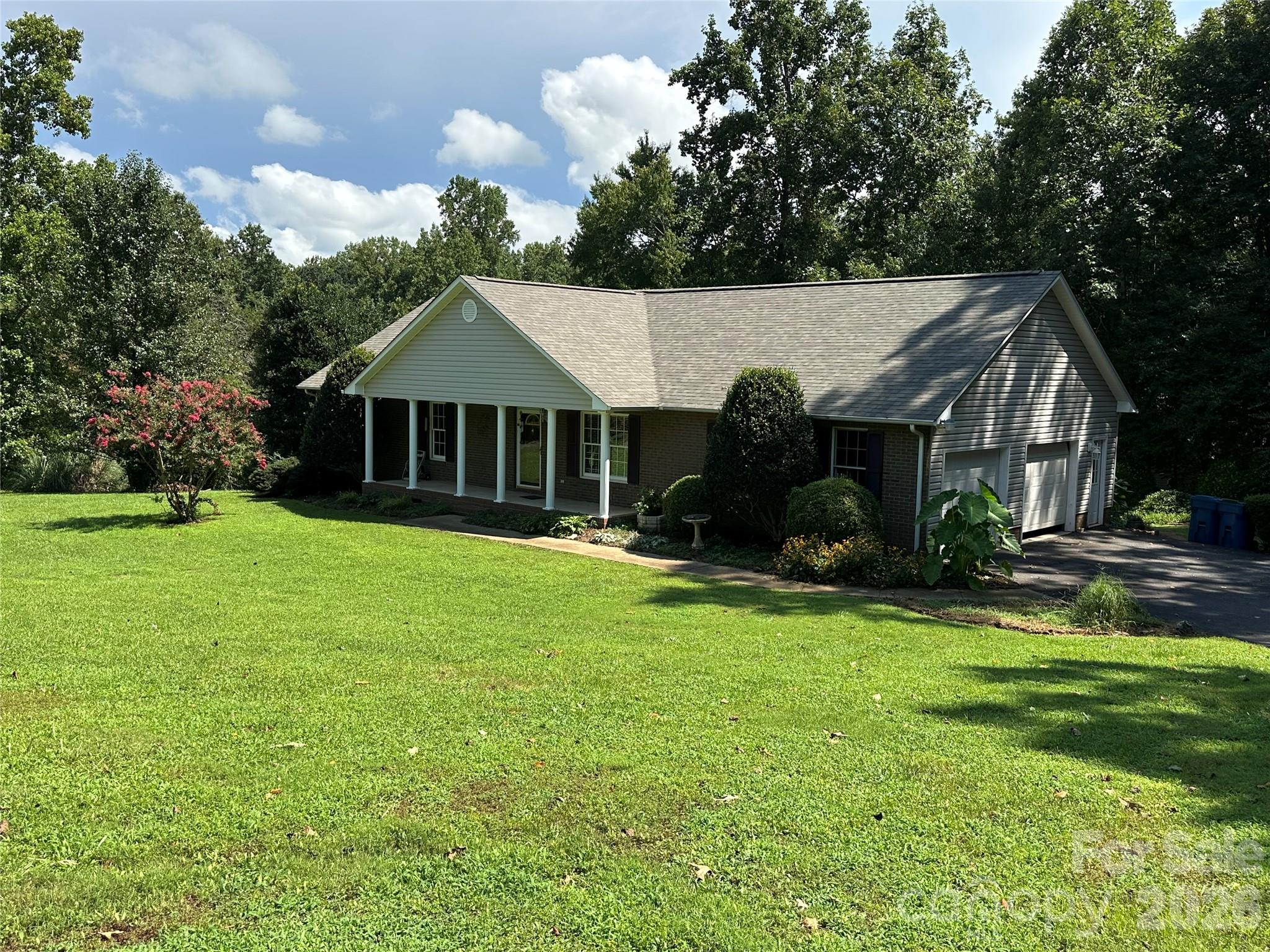 1724 Wellington Avenue Property Photo 45