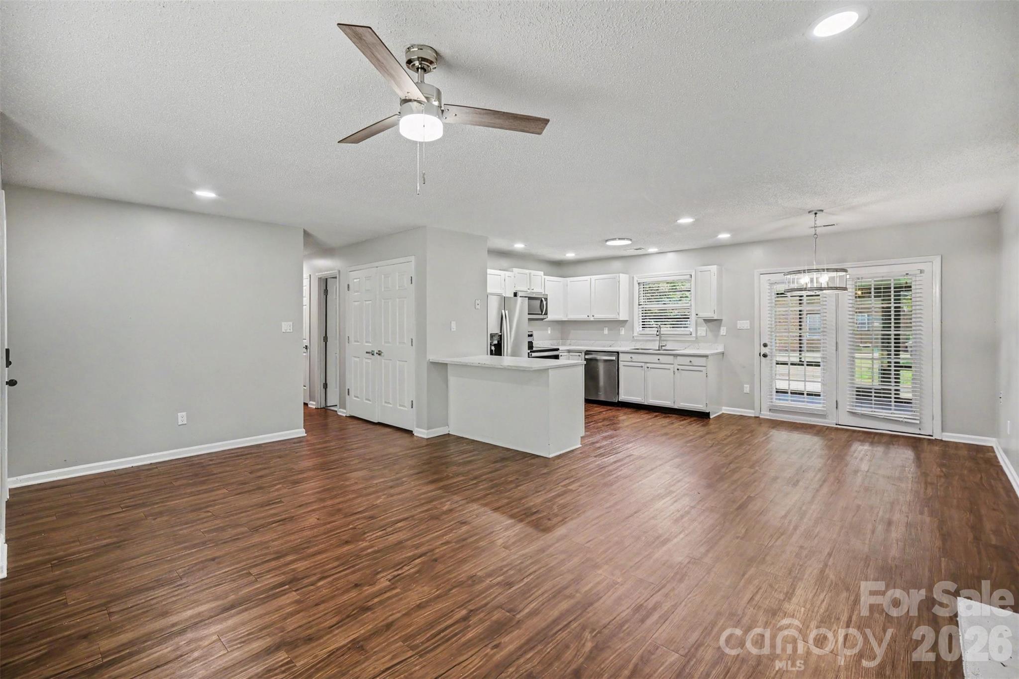 9720 Stillwater Lane Property Photo 18