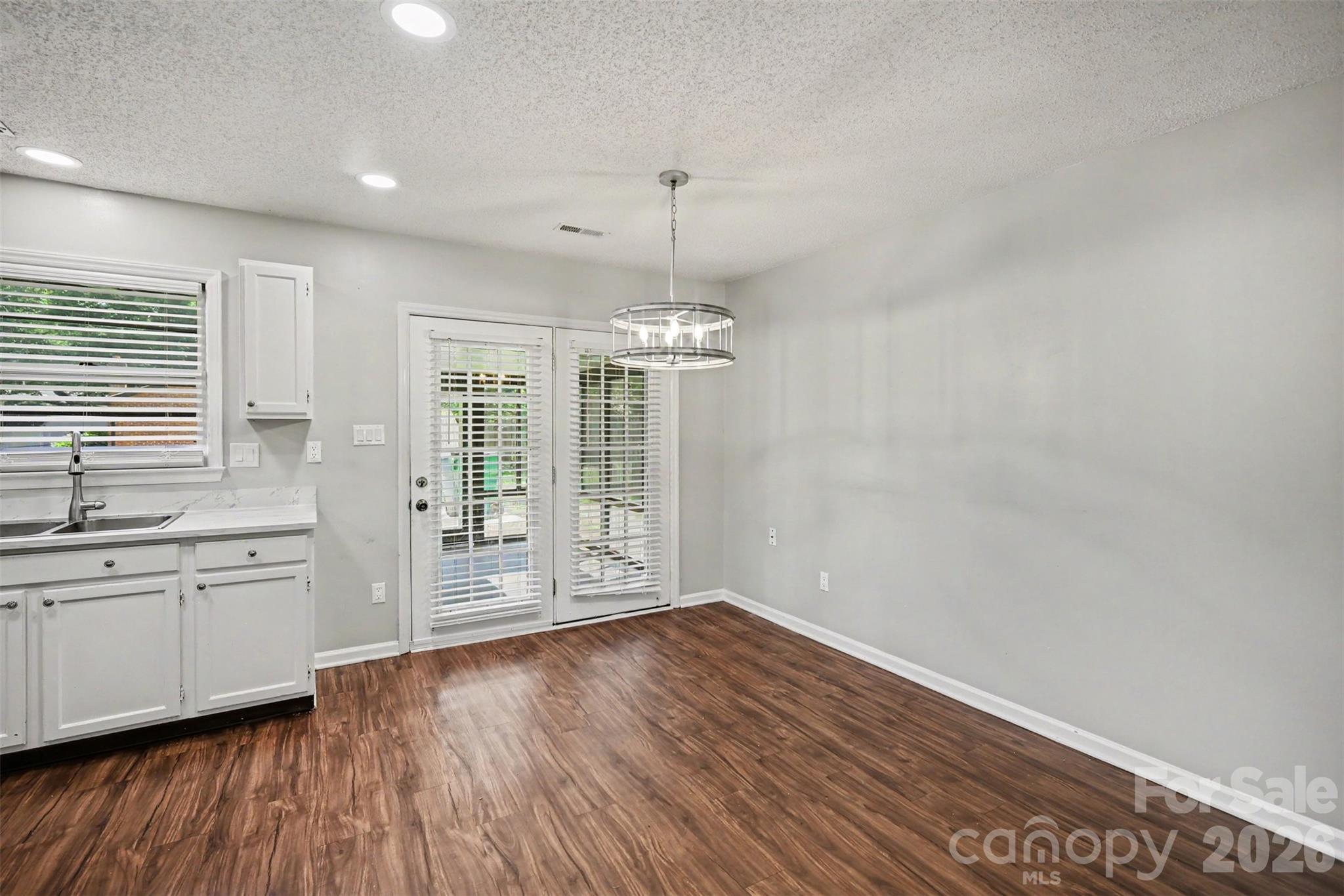 9720 Stillwater Lane Property Photo 22