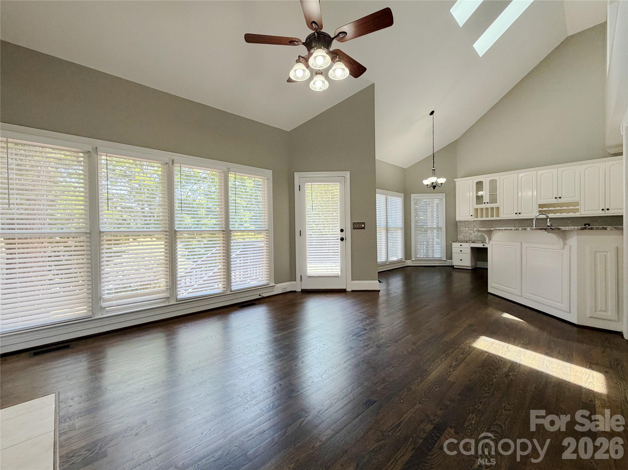 17120 Players Ridge Drive Property Photo 7