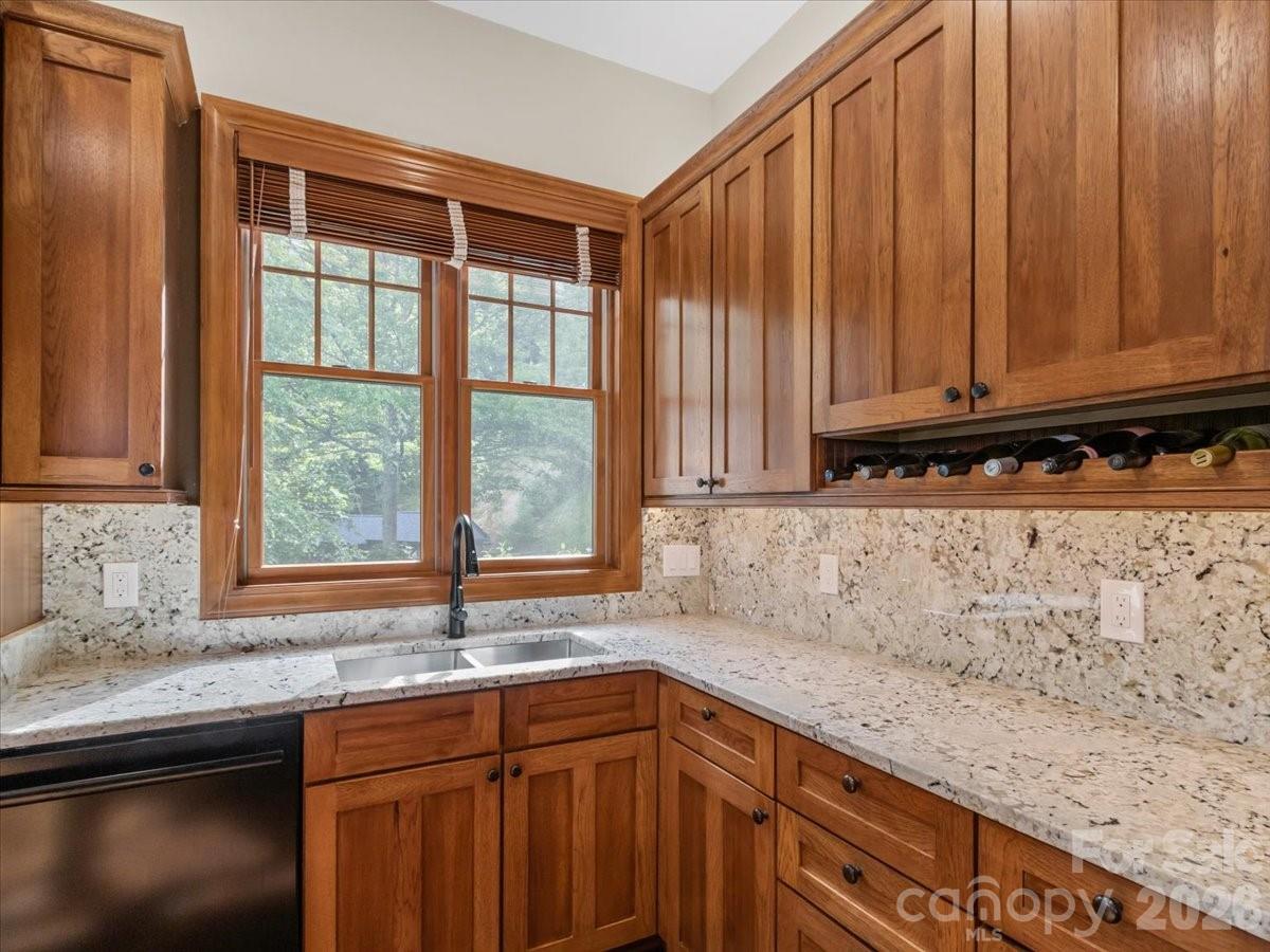 151 Spring Rock Road D2 Property Photo 26
