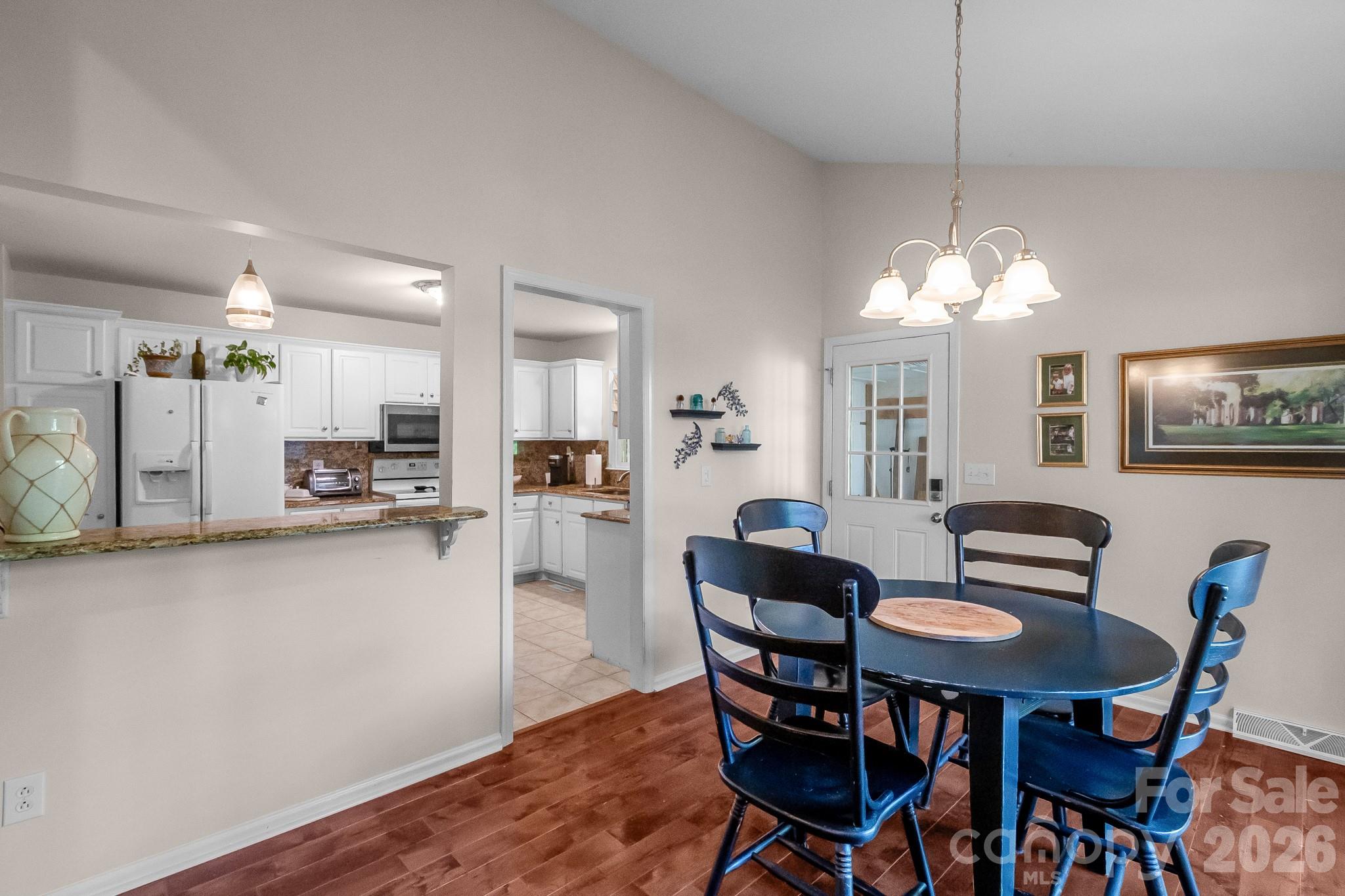 10112 Withers Road Property Photo 4