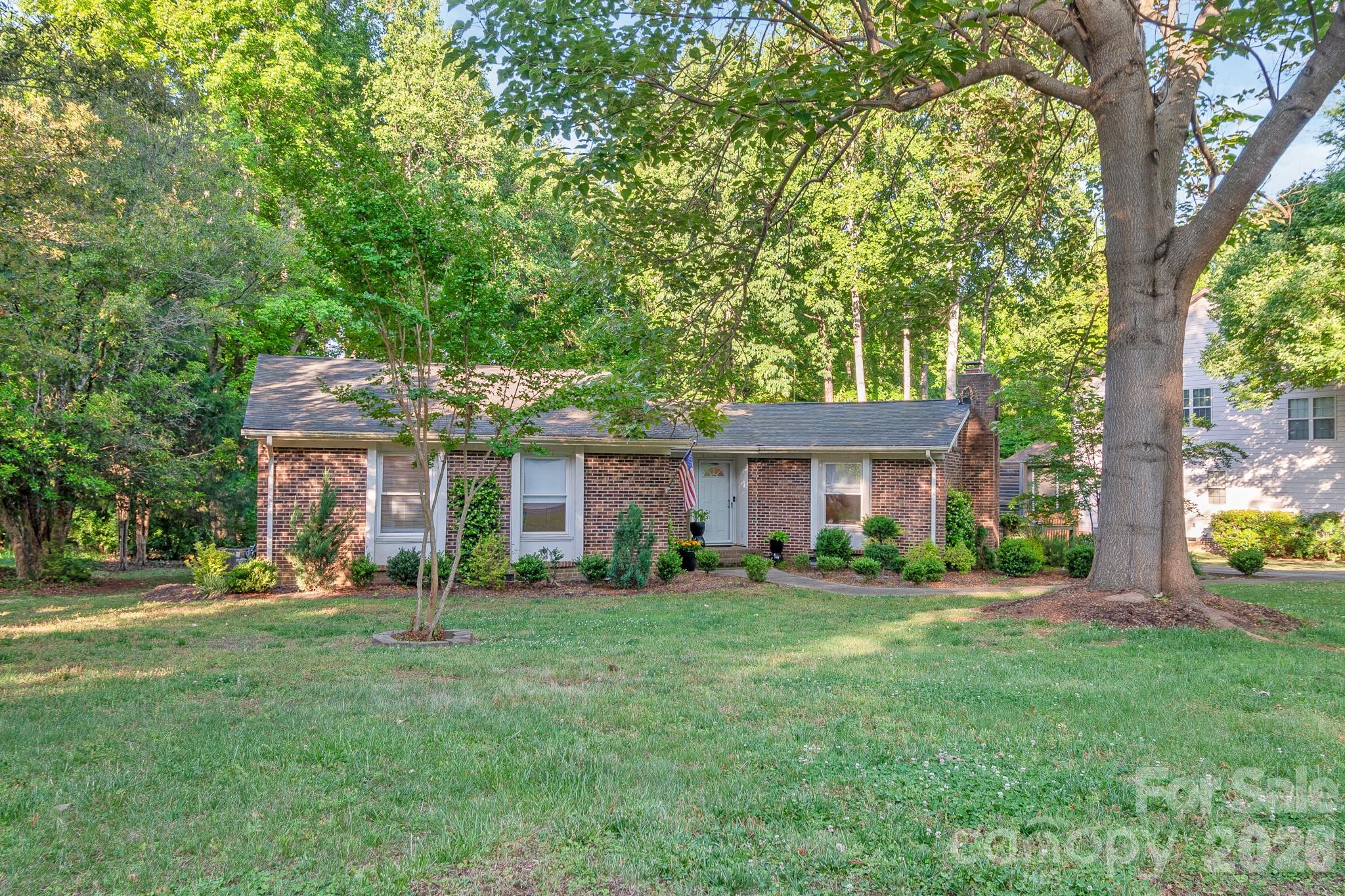 10112 Withers Road Property Photo 7