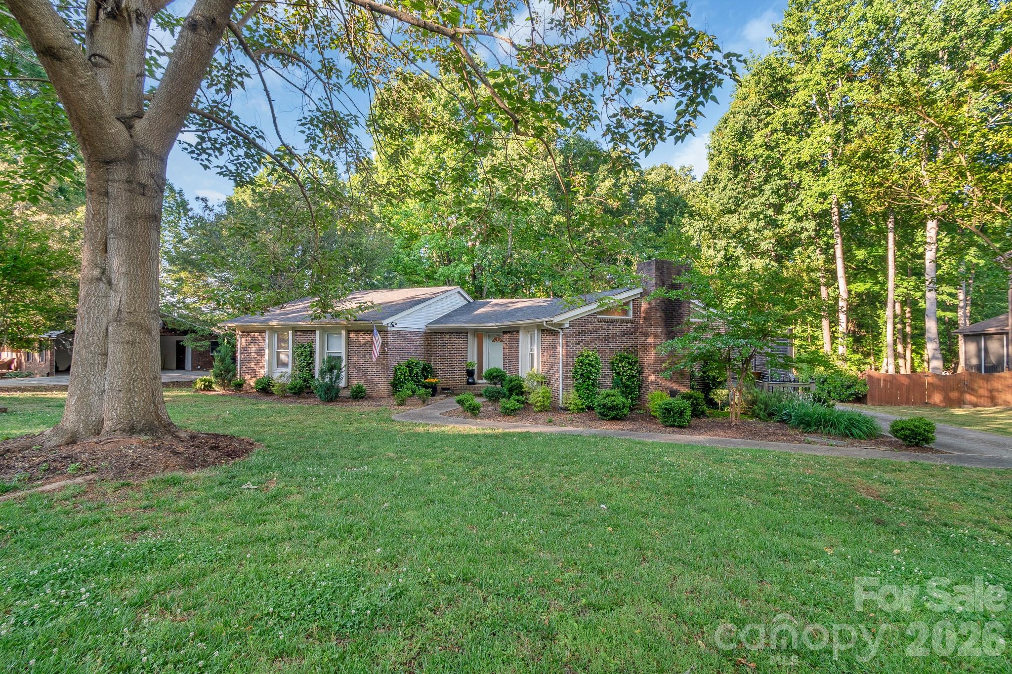 10112 Withers Road Property Photo 8