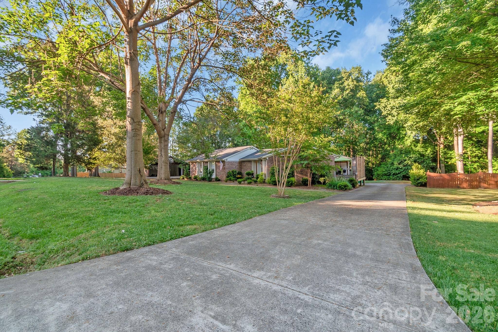 10112 Withers Road Property Photo 9