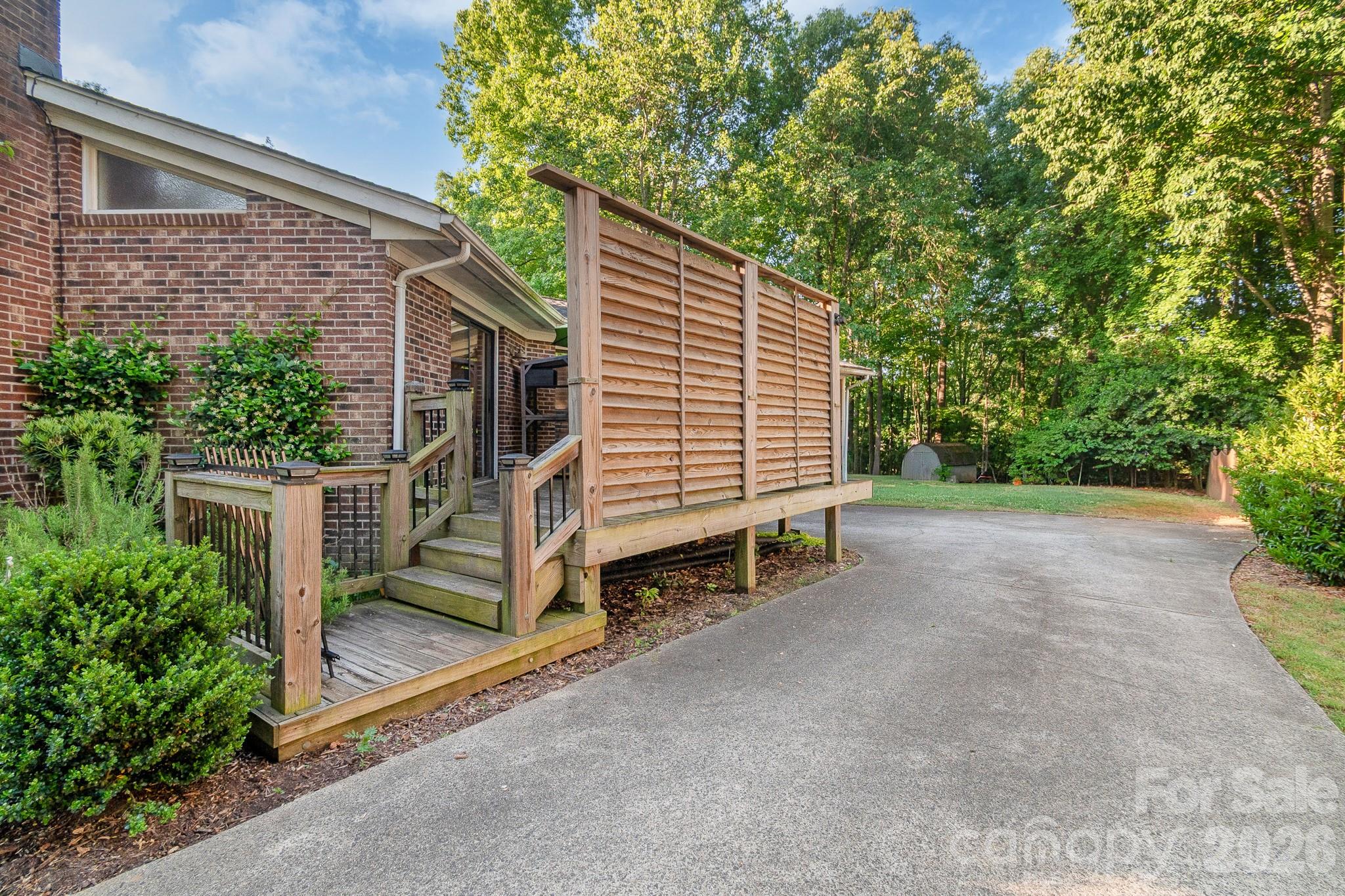 10112 Withers Road Property Photo 10