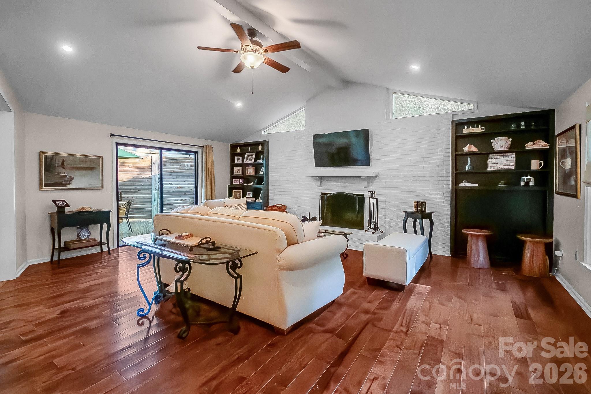 10112 Withers Road Property Photo 15