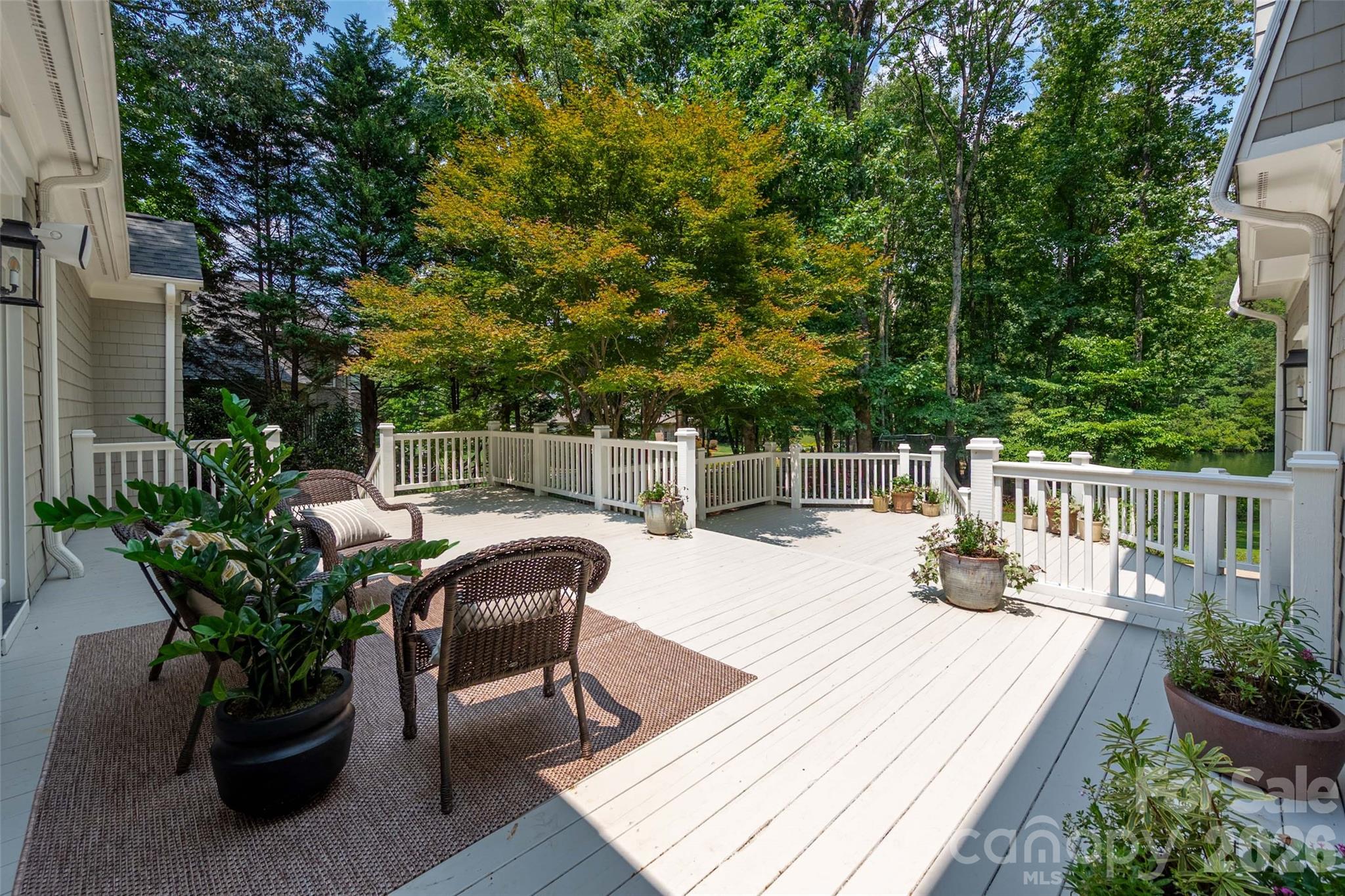 1103 Real Quiet Lane Property Photo 38