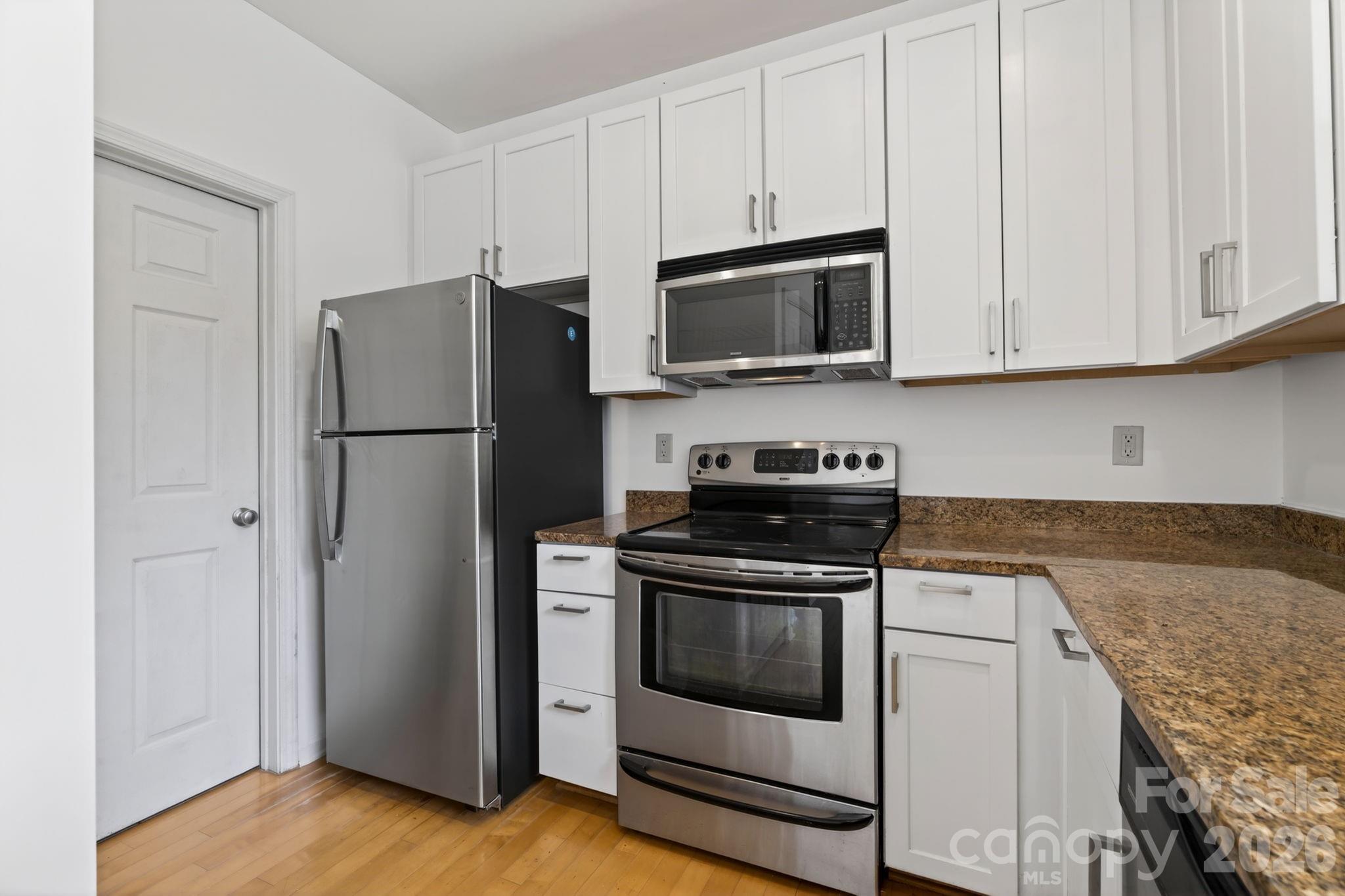 649 Raphael Place Property Photo 11