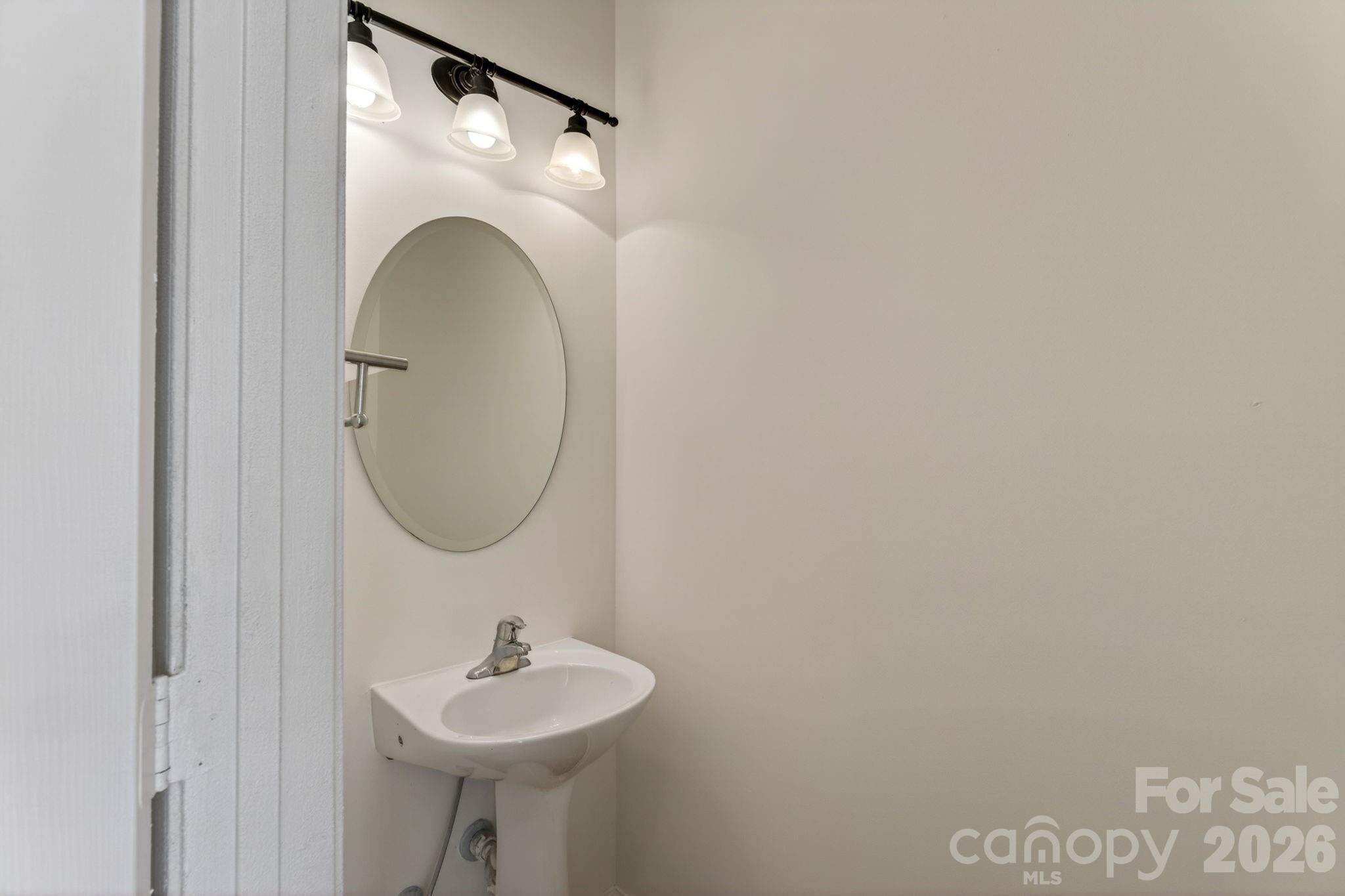 649 Raphael Place Property Photo 27