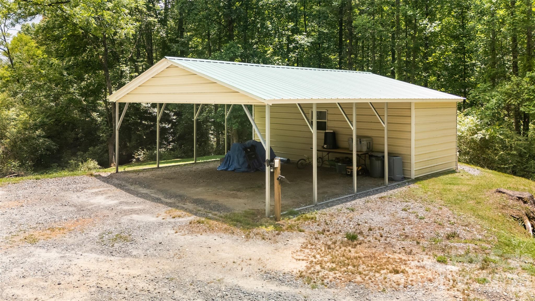 726 Israel Road Property Photo 10