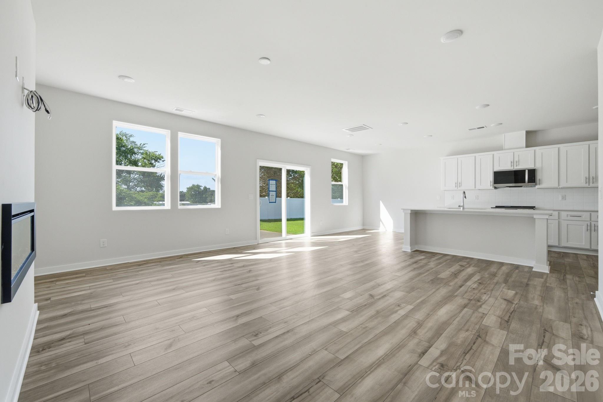 2943 31st Street Property Photo 6