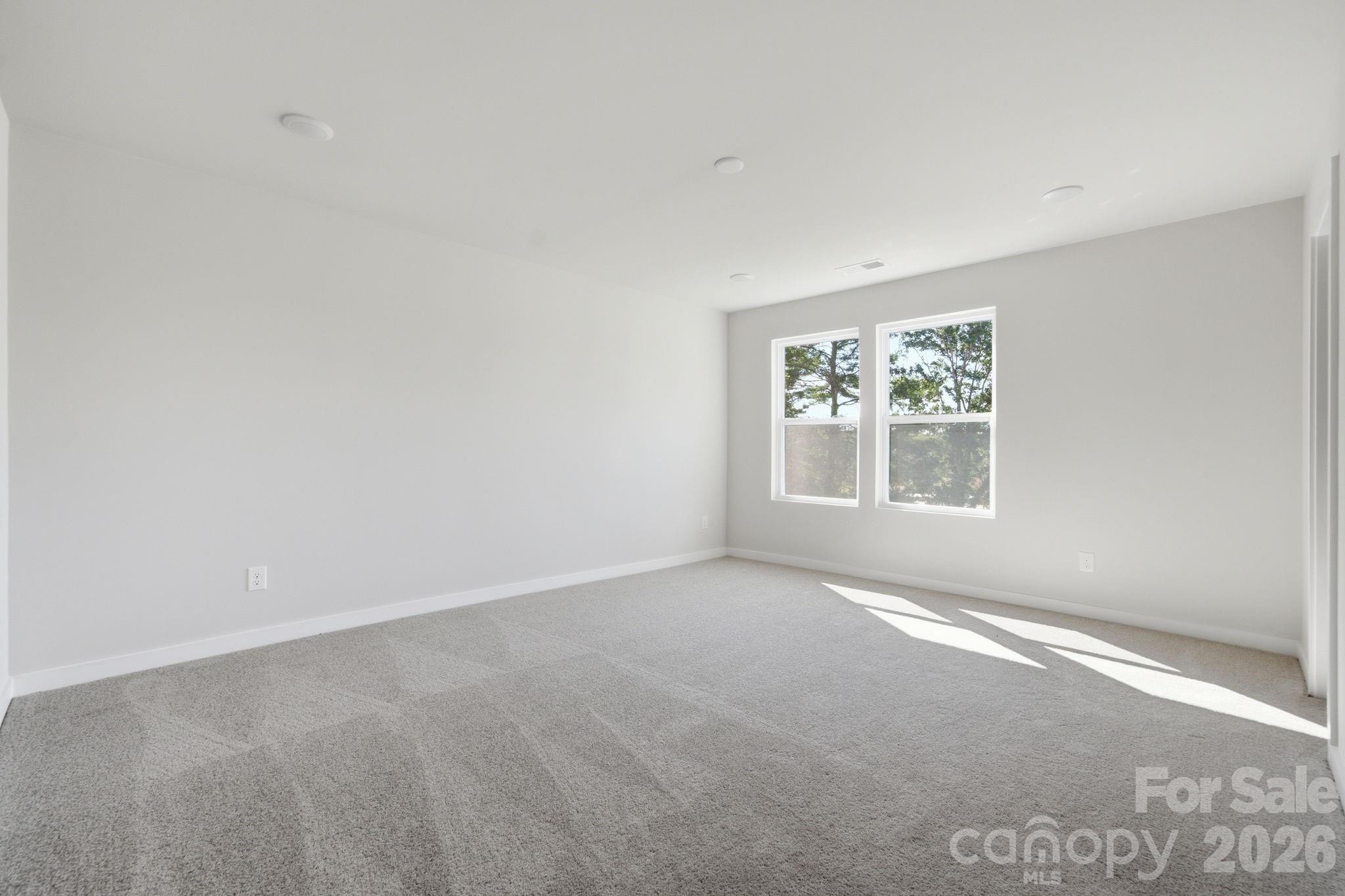 2943 31st Street Property Photo 8