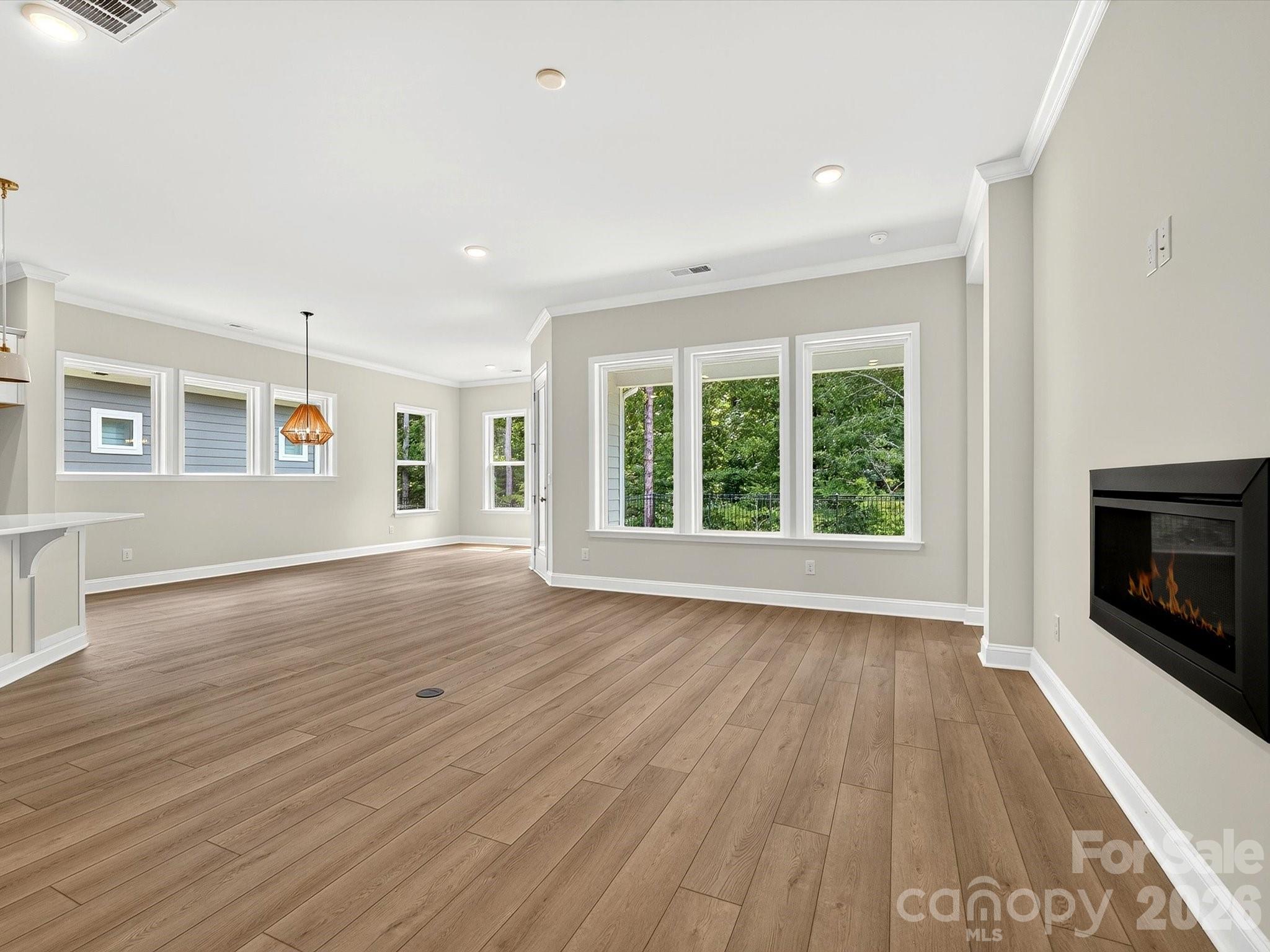 1133 Pastoral Place Property Photo 6