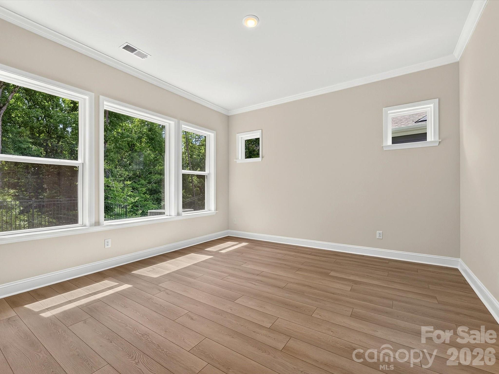 1133 Pastoral Place Property Photo 8