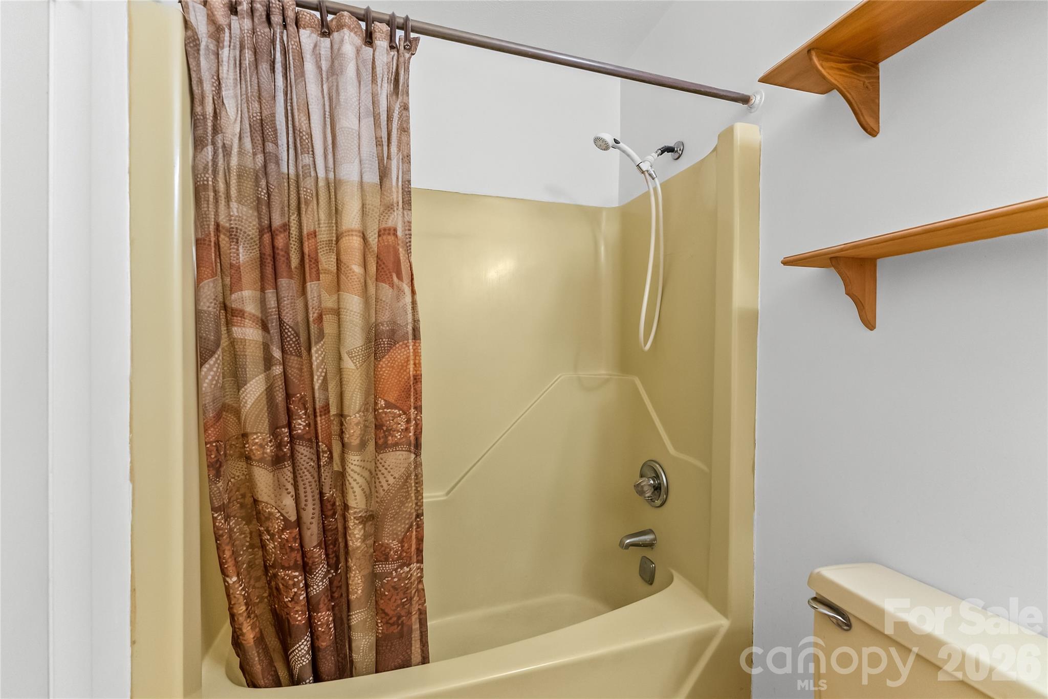 100 Stonewall Avenue Property Photo 23