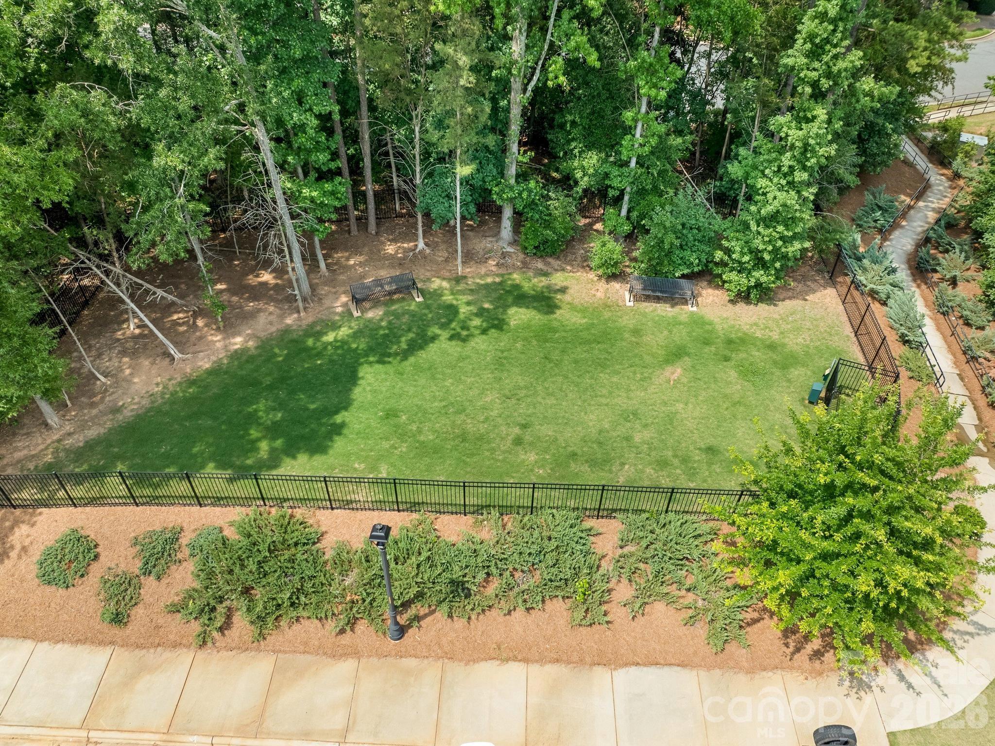 15004 Bayou Drive Property Photo 24