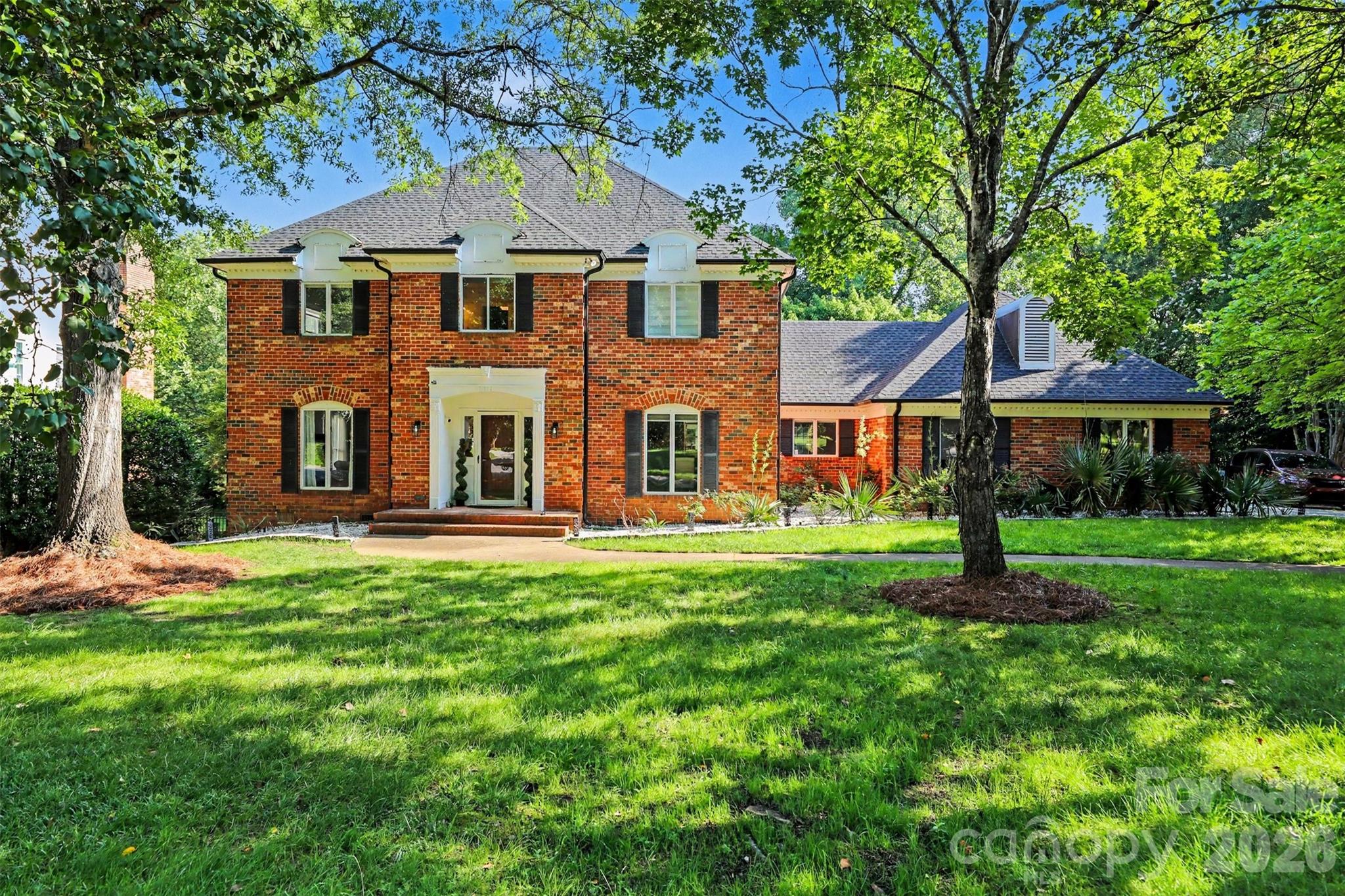 2814 Winding Oak Drive Property Photo 1